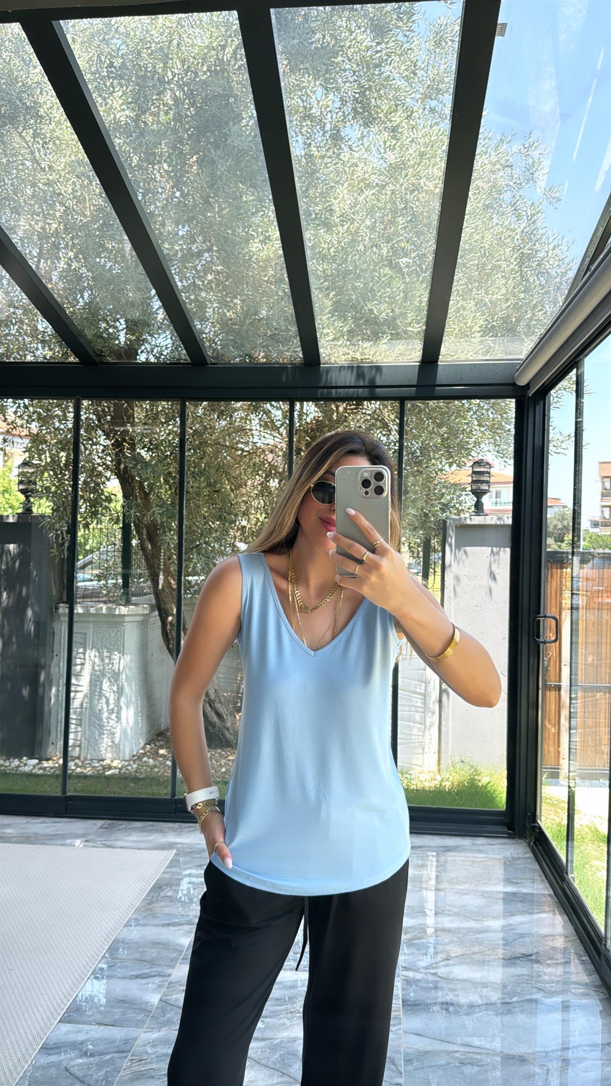 Mavi Ön Arka V Yaka Atlet