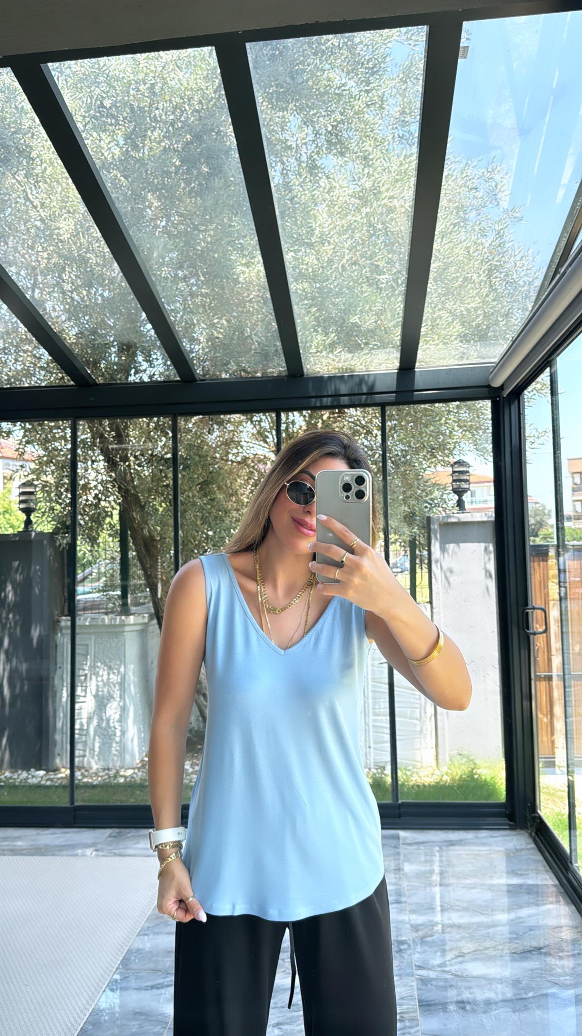 Mavi Ön Arka V Yaka Atlet