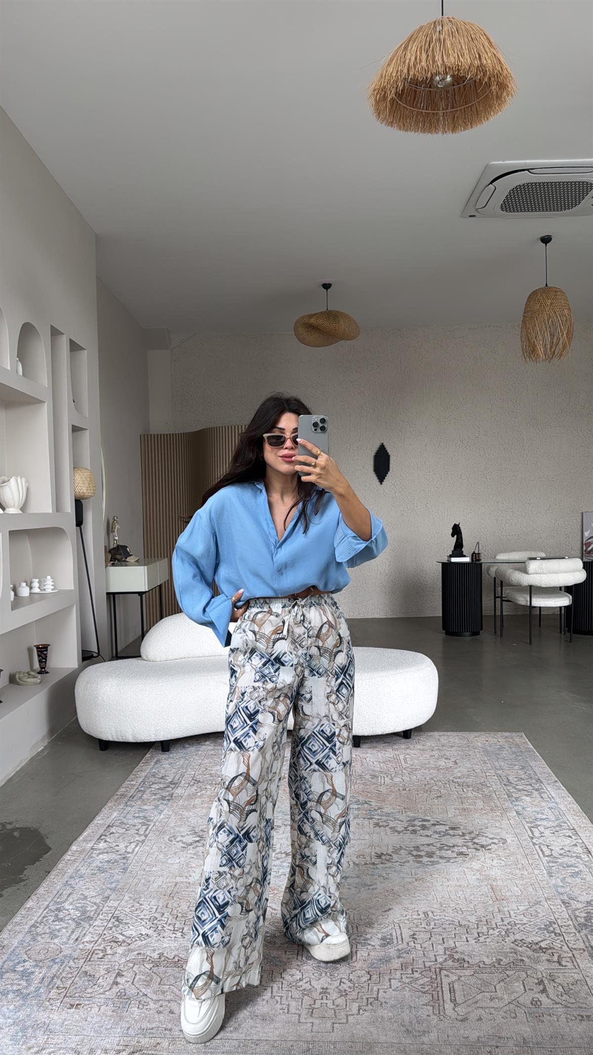 Mavili Karışık Desenli Lastikli Keten Pantolon