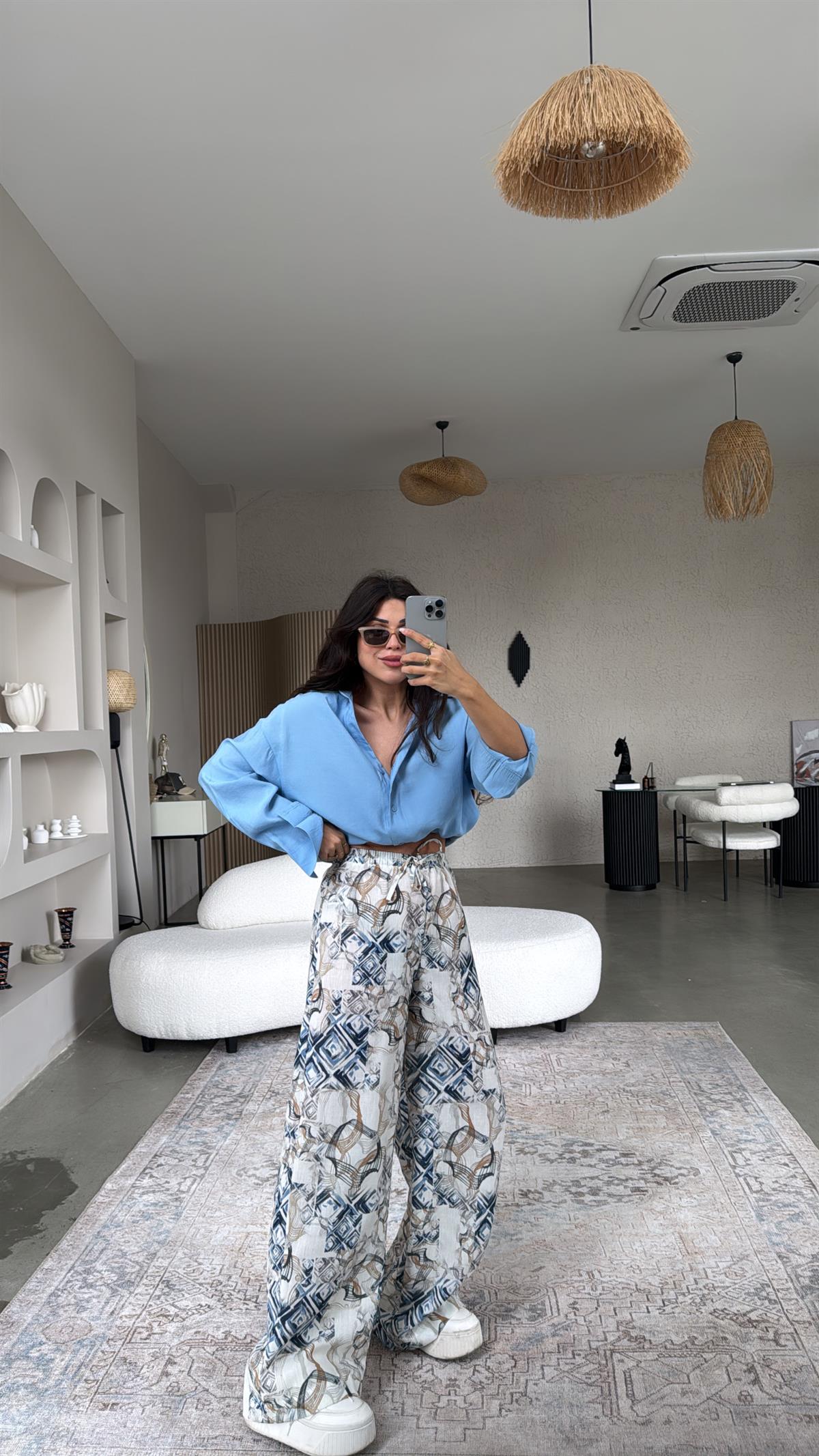 Mavili Karışık Desenli Lastikli Keten Pantolon