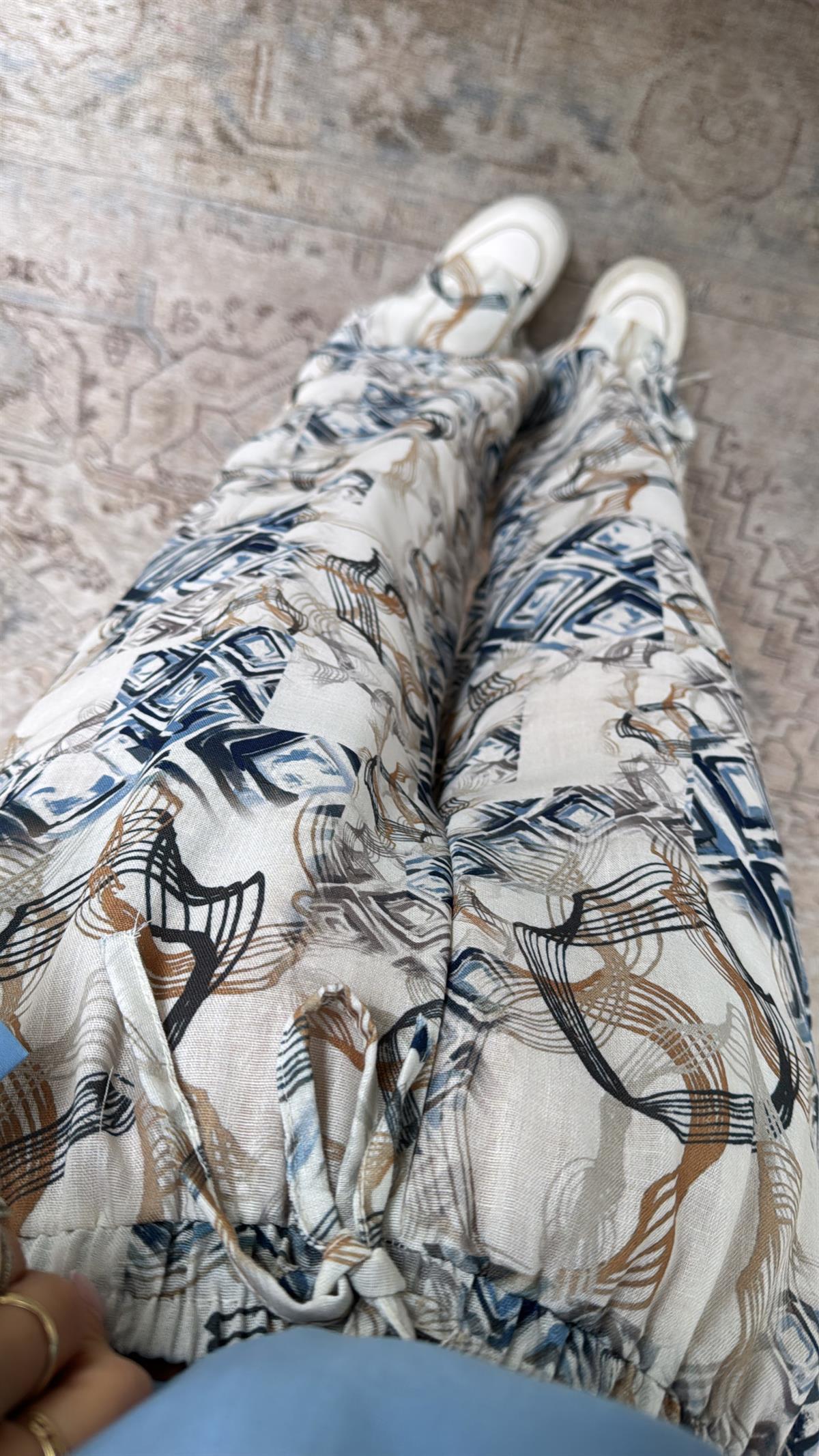 Mavili Karışık Desenli Lastikli Keten Pantolon