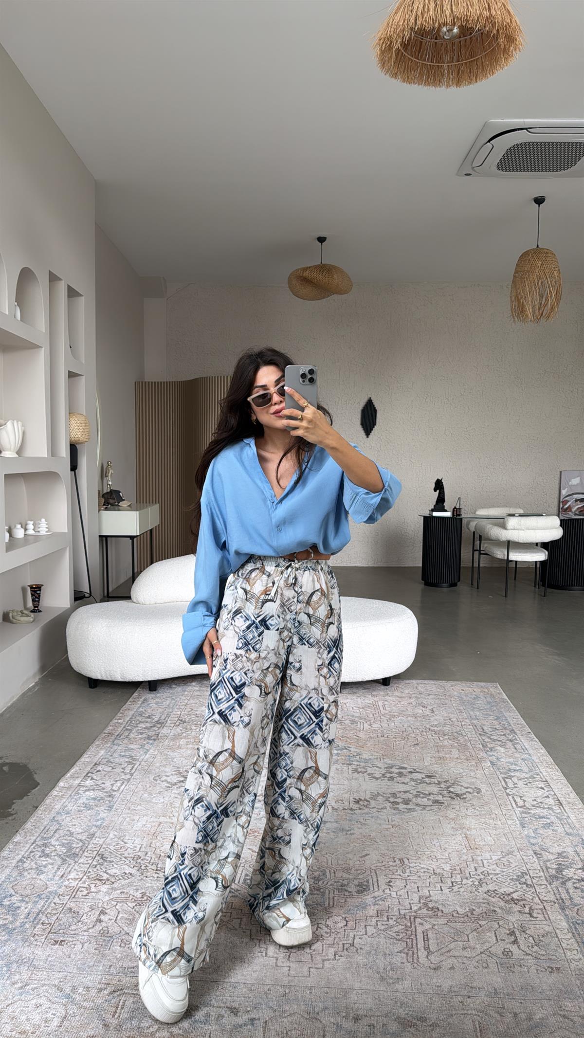 Mavili Karışık Desenli Lastikli Keten Pantolon