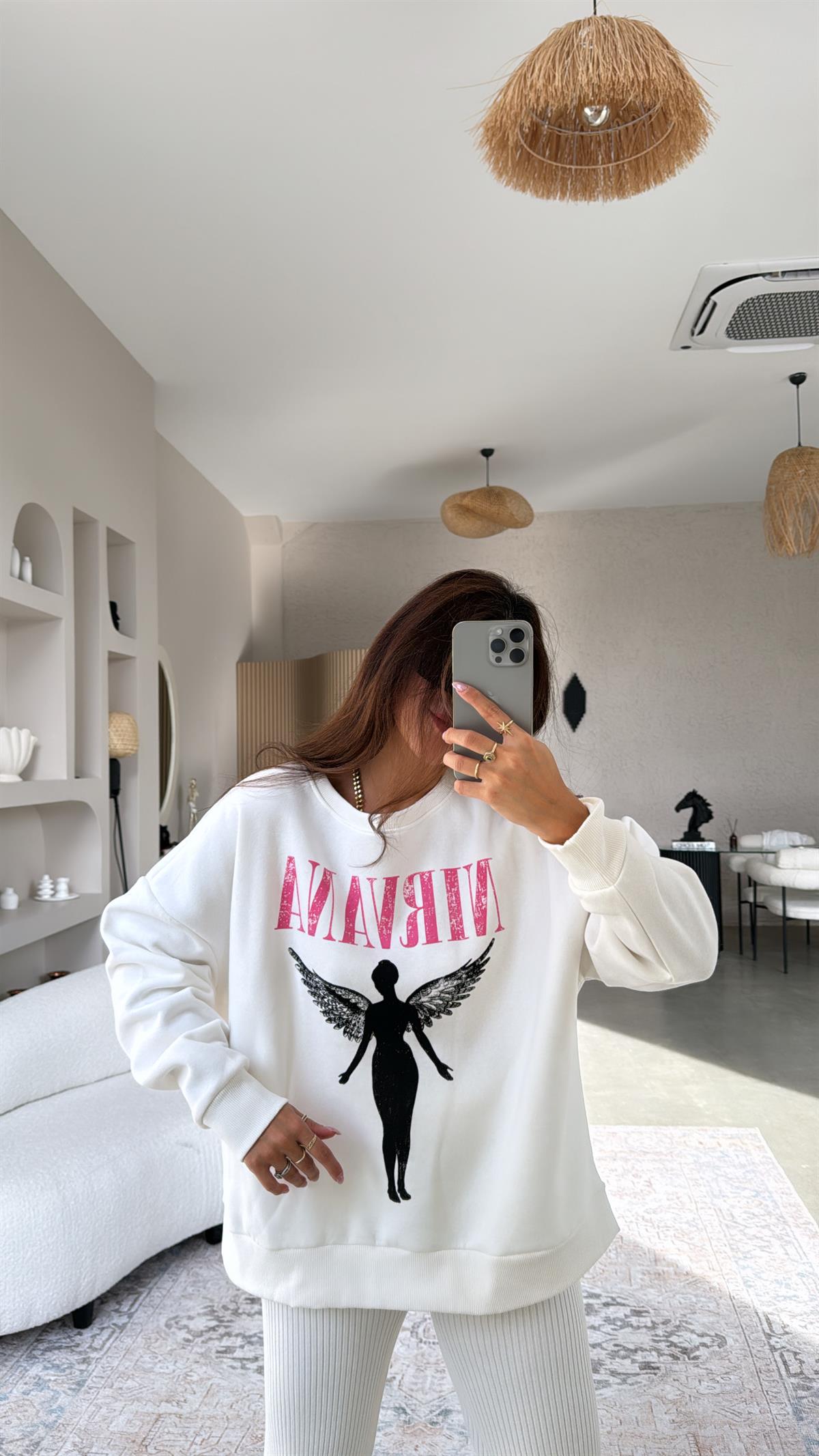 Nirvana Üç İplik Sweatshirt