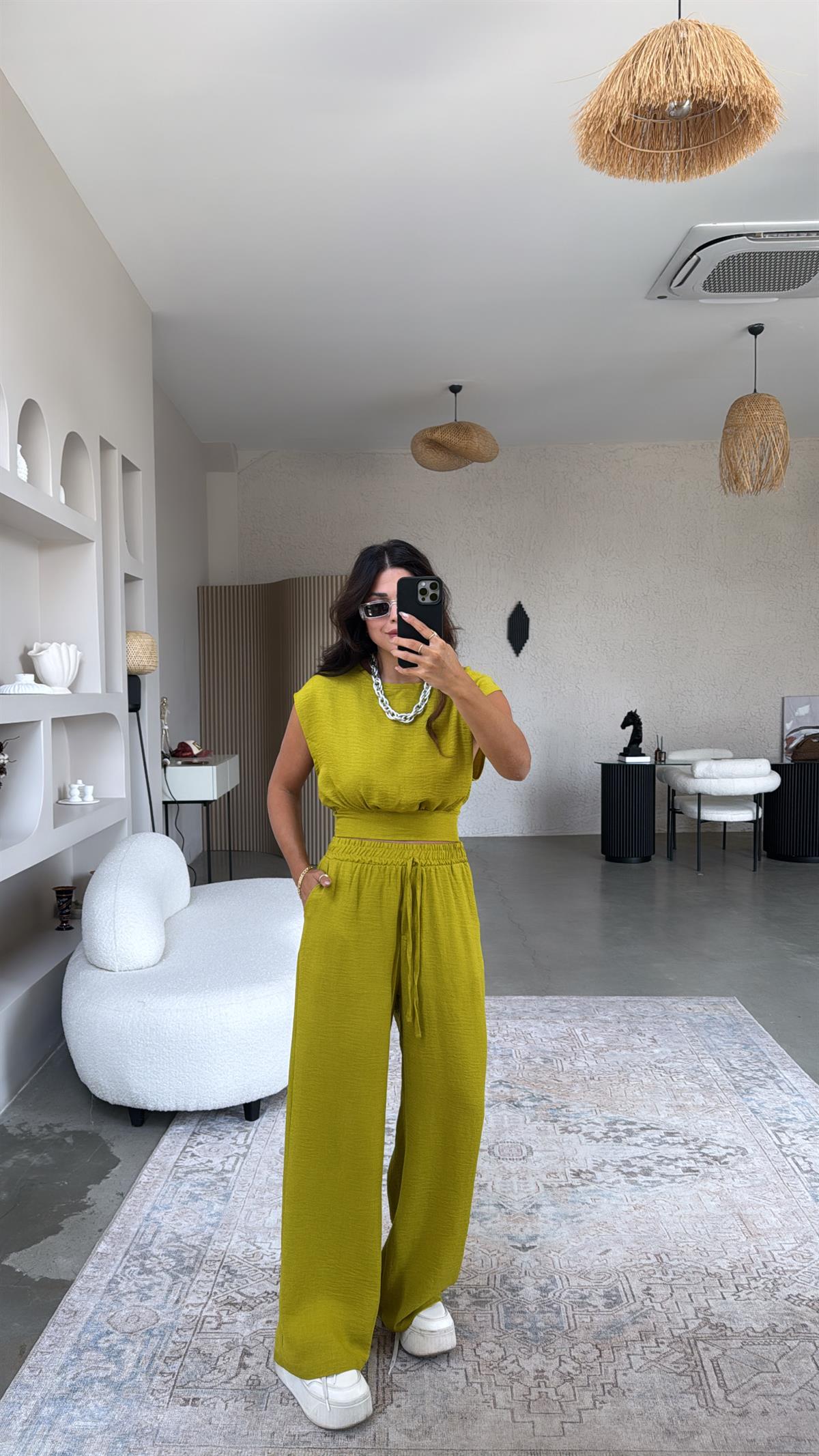 Olive Kuşak Detaylı Pantolon Bluz Takım