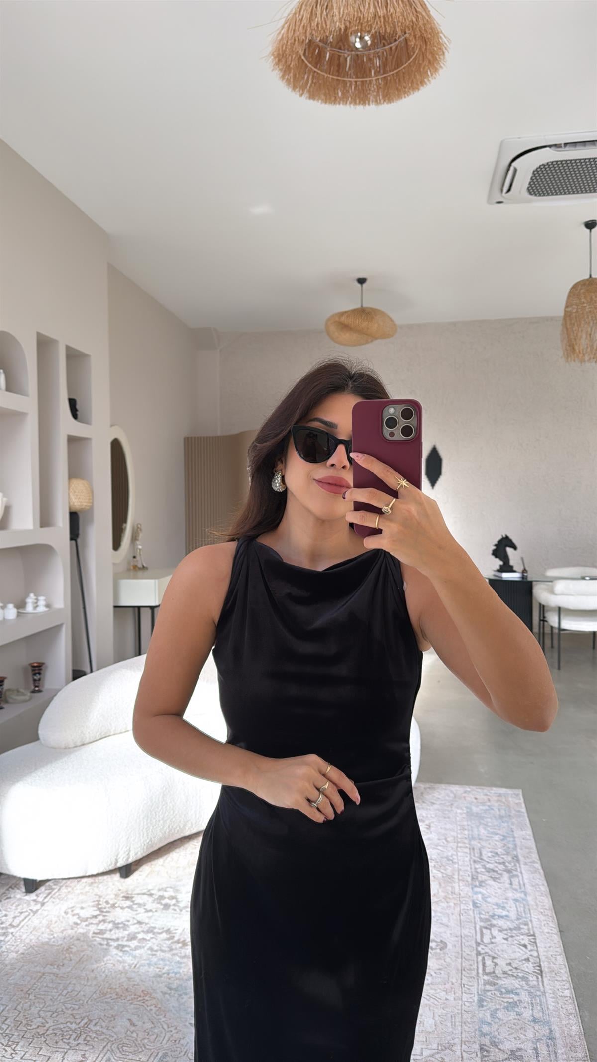 Omzu Düğümlü Siyah Maxi Kadife Elbise