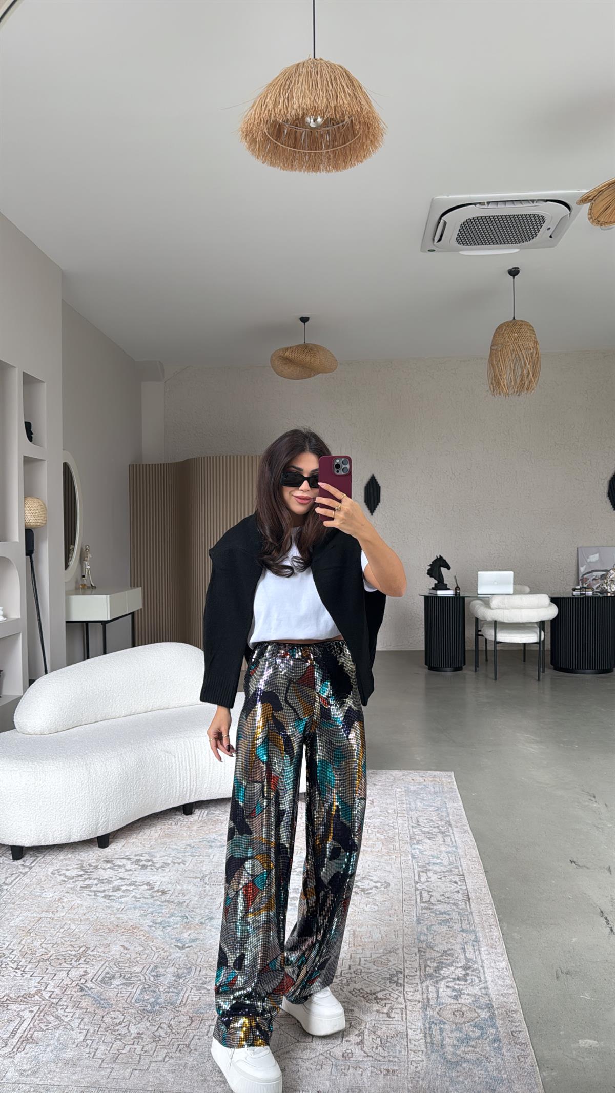 Parlak Yansımalı Bol Paça Pantolon