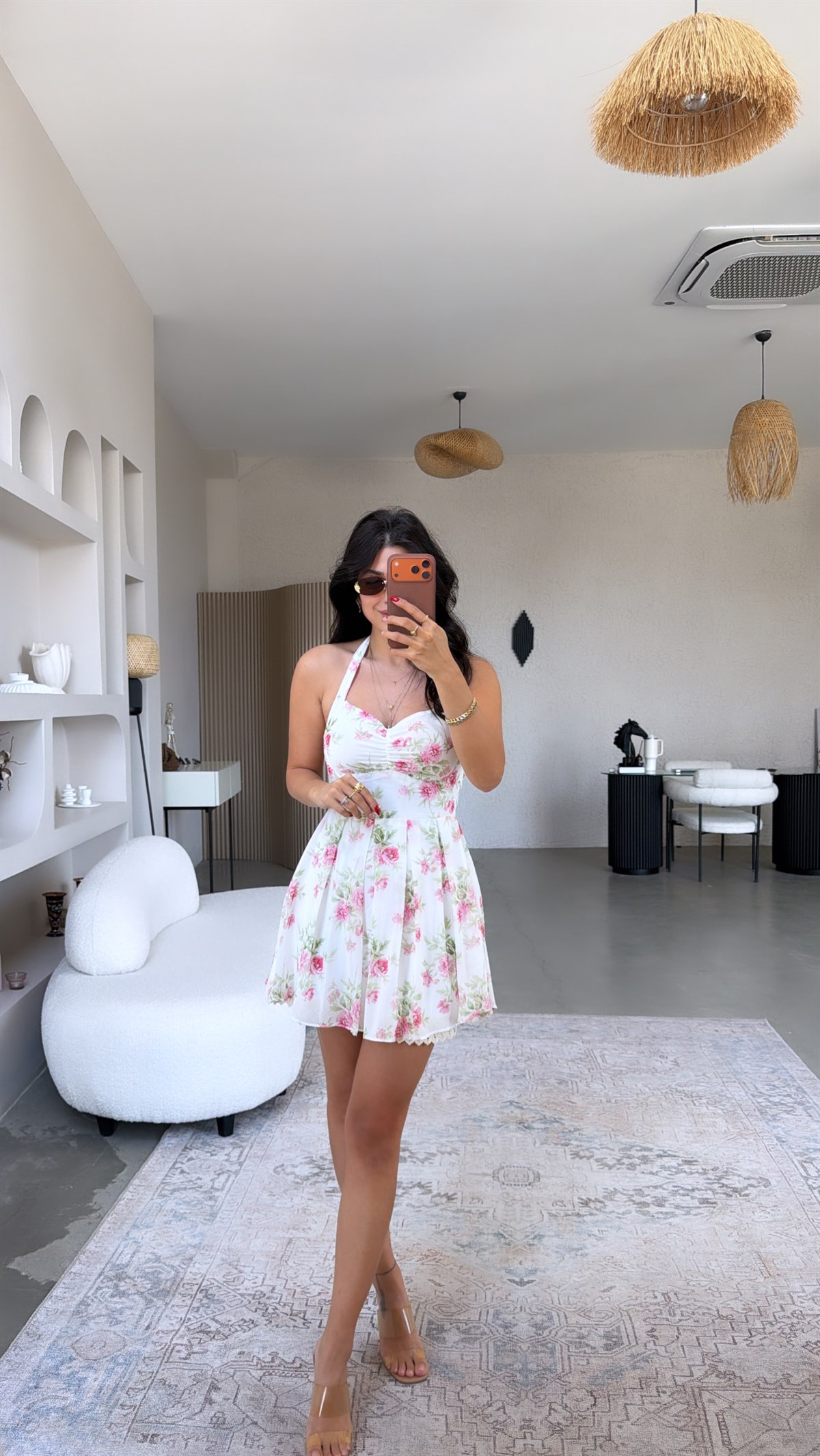 Pembe Çiçekli Boyundan Bağlamalı Şifon Mini Elbise