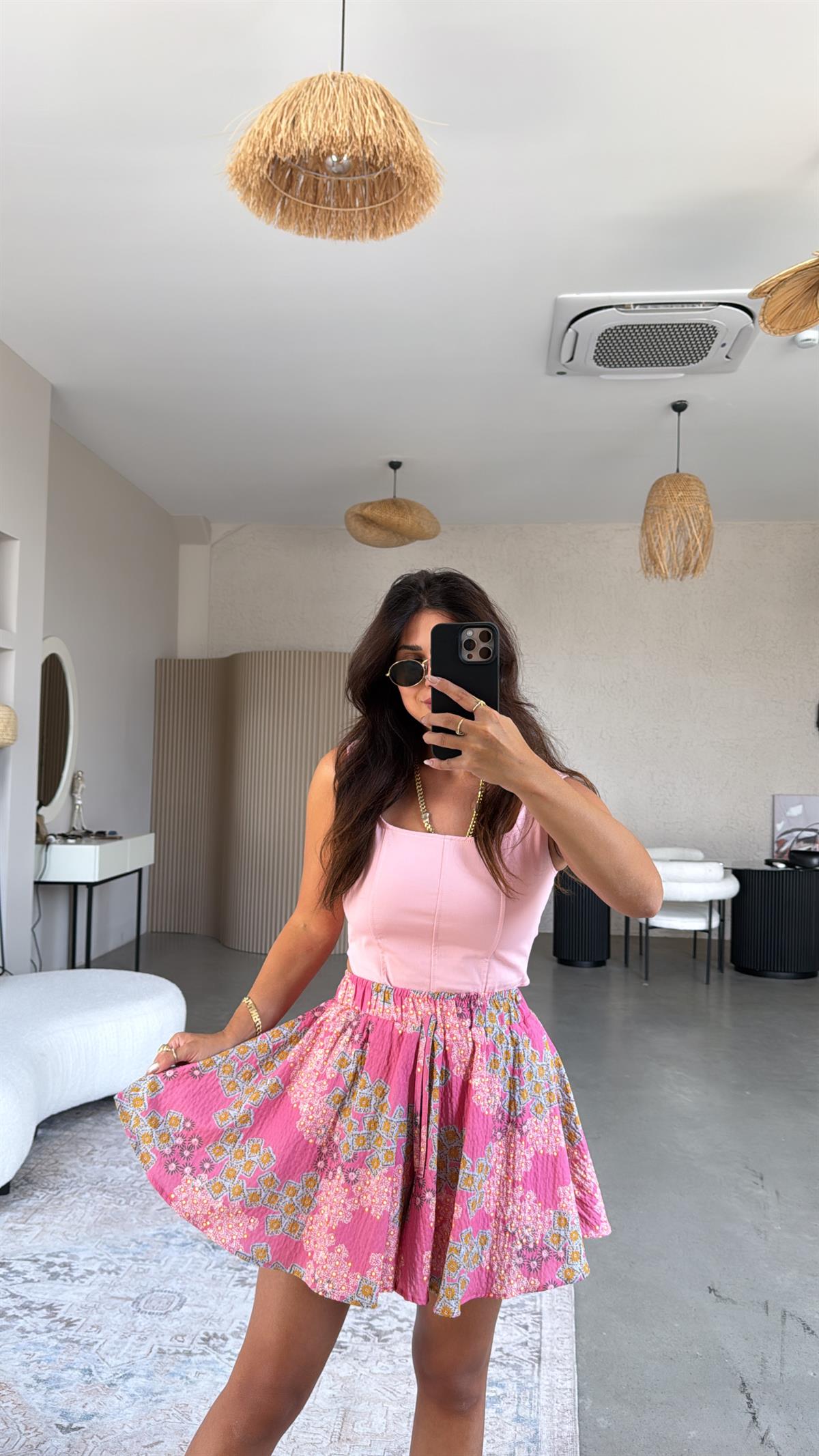 Pembe Desenli Kiloş Şort