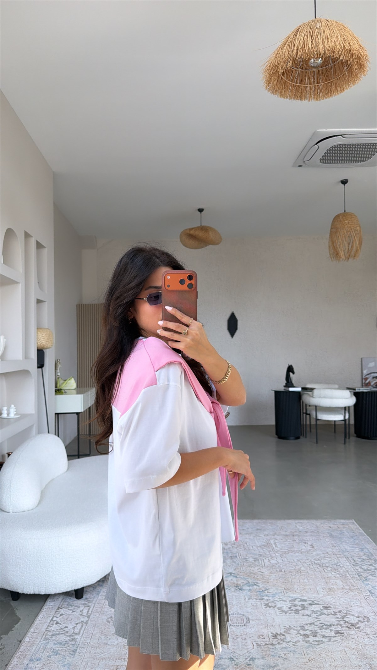 Pembe Fular Detaylı Pamuk Tshirt