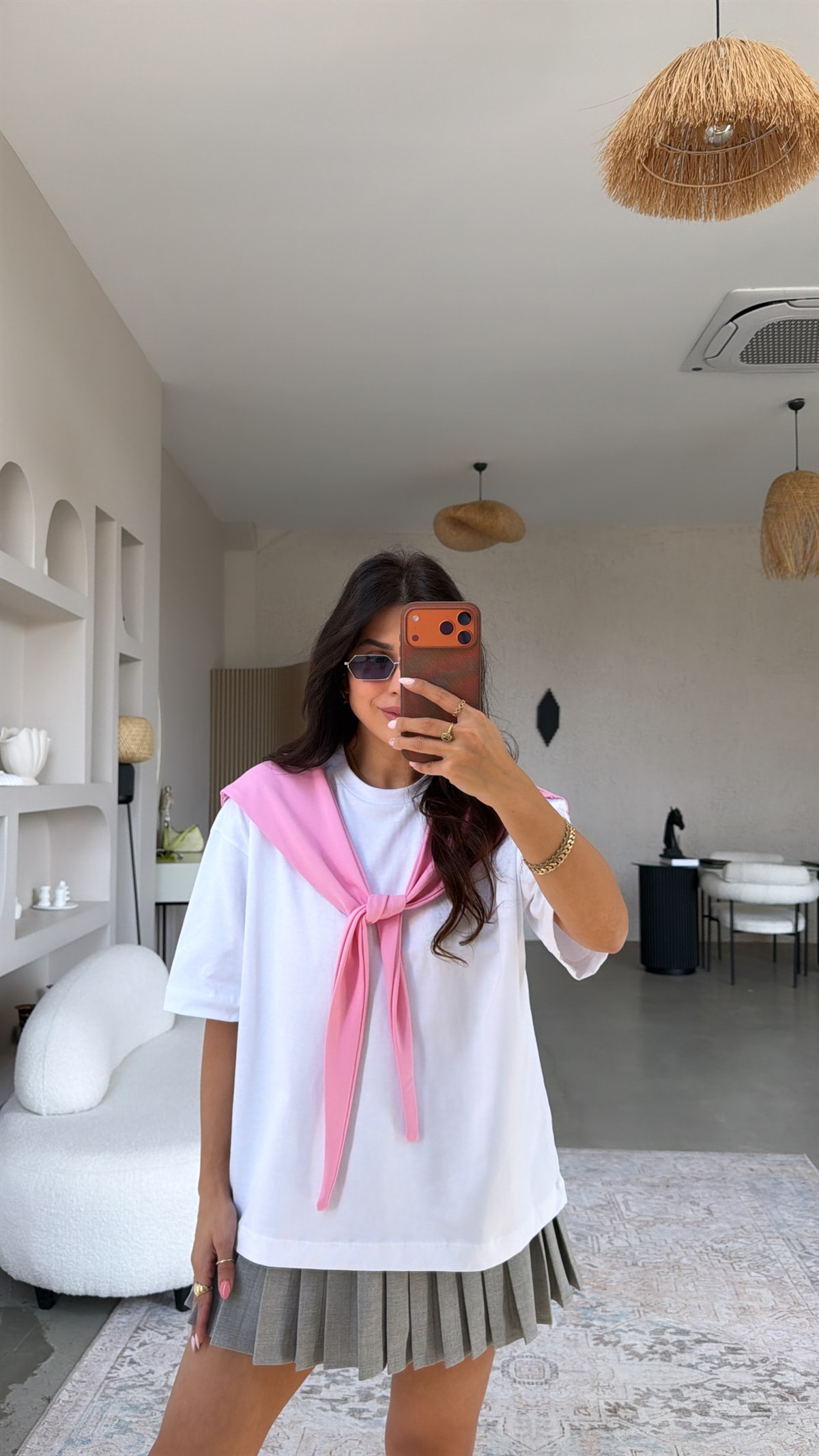 Pembe Fular Detaylı Pamuk Tshirt