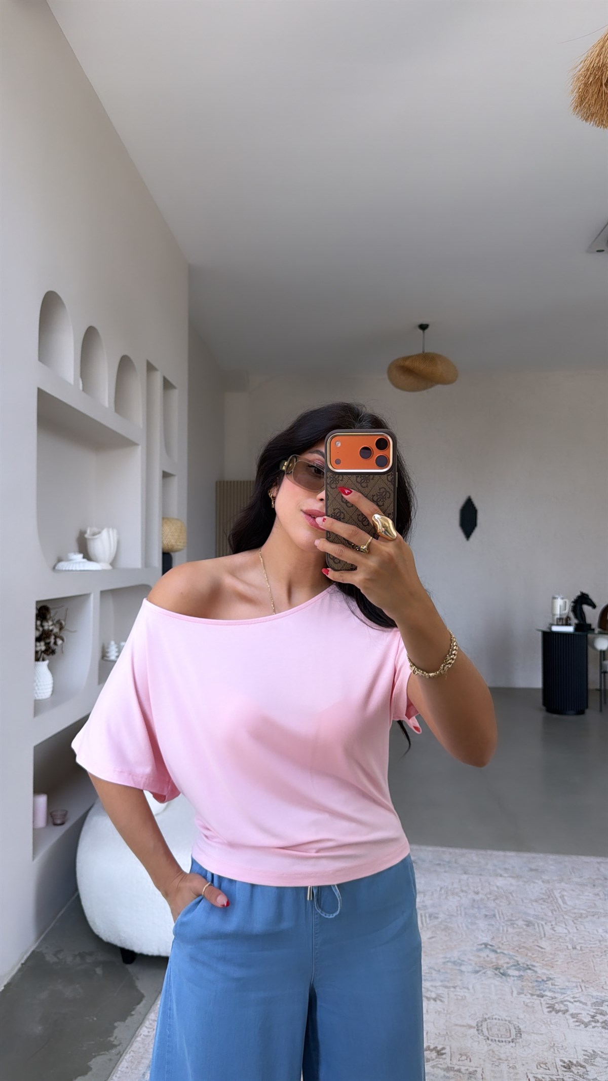 Pembe İnce Omzu Açık Tshirt