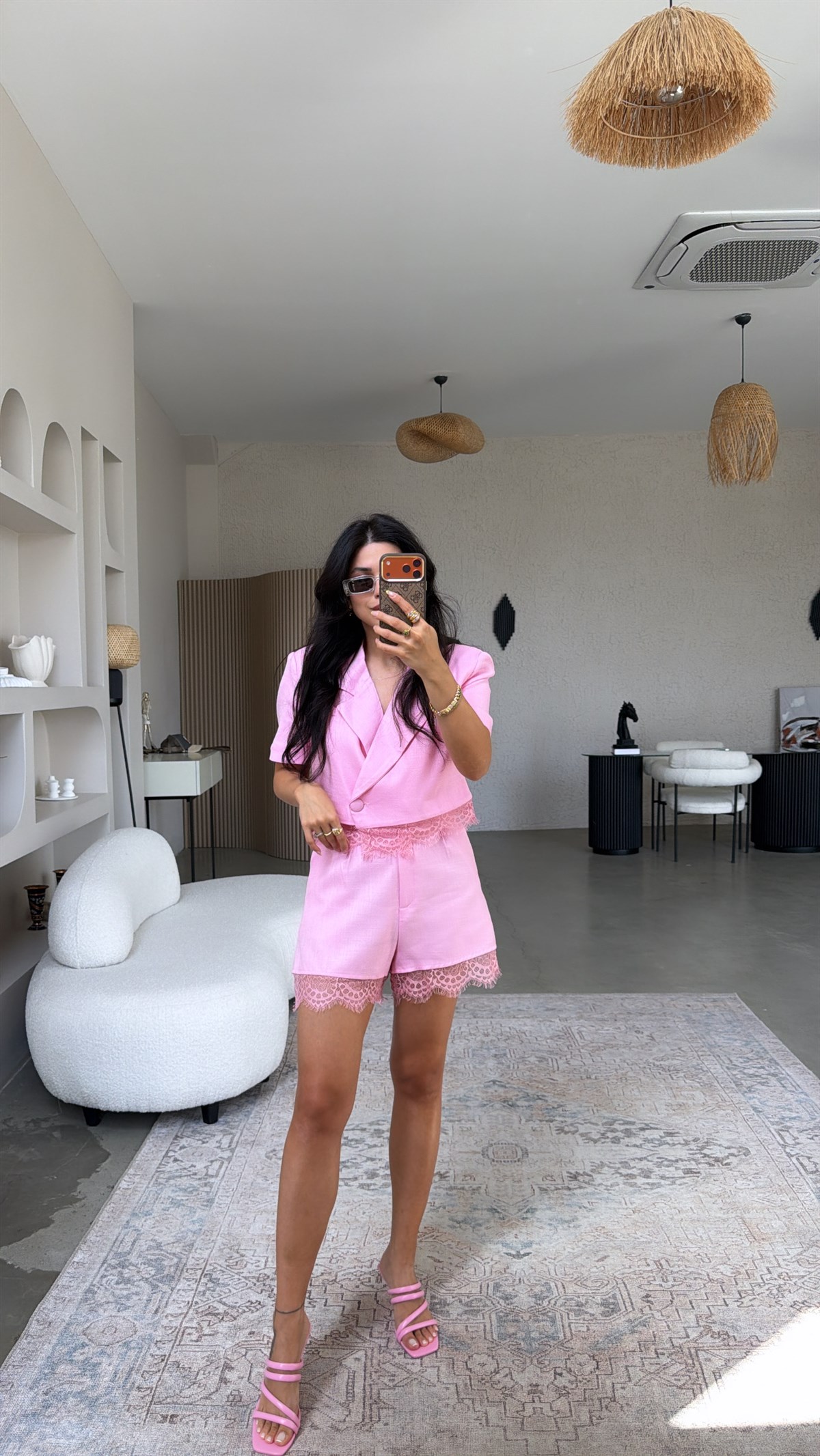 Pembe Keten ZR Model Dantelli Şort Ceket Takım