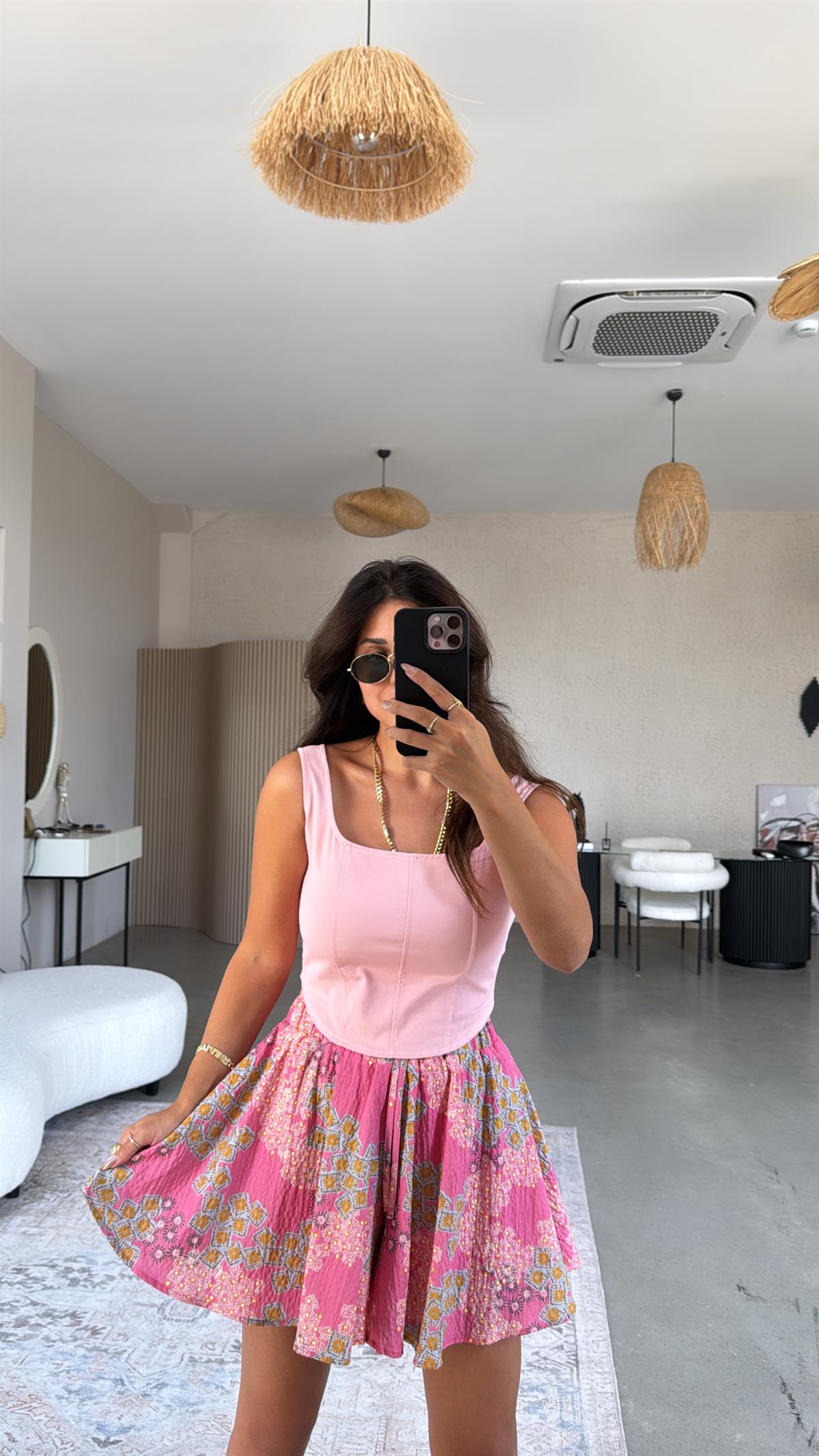 Pembe Likralı Büstiyer