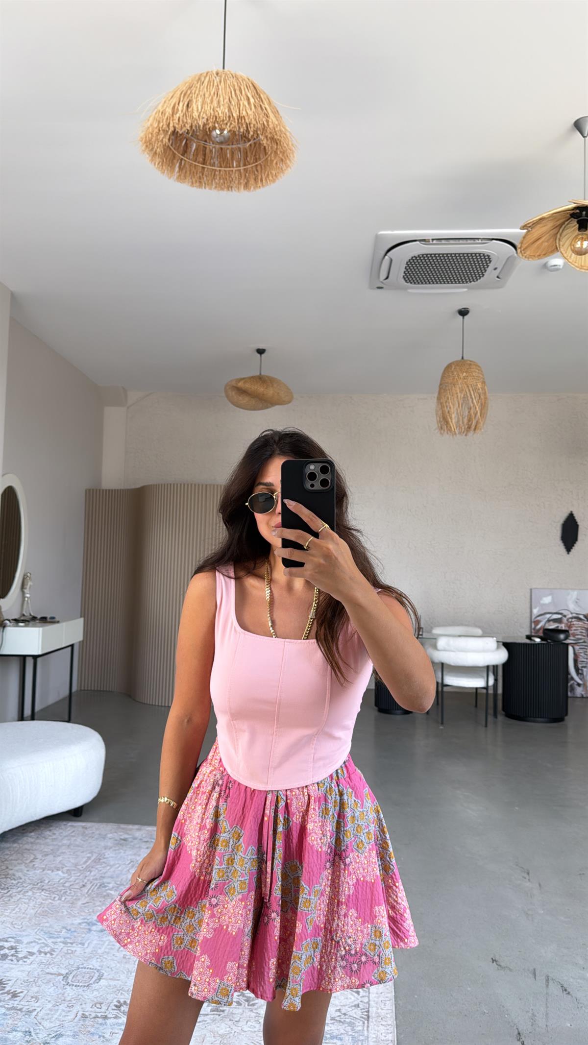 Pembe Likralı Büstiyer