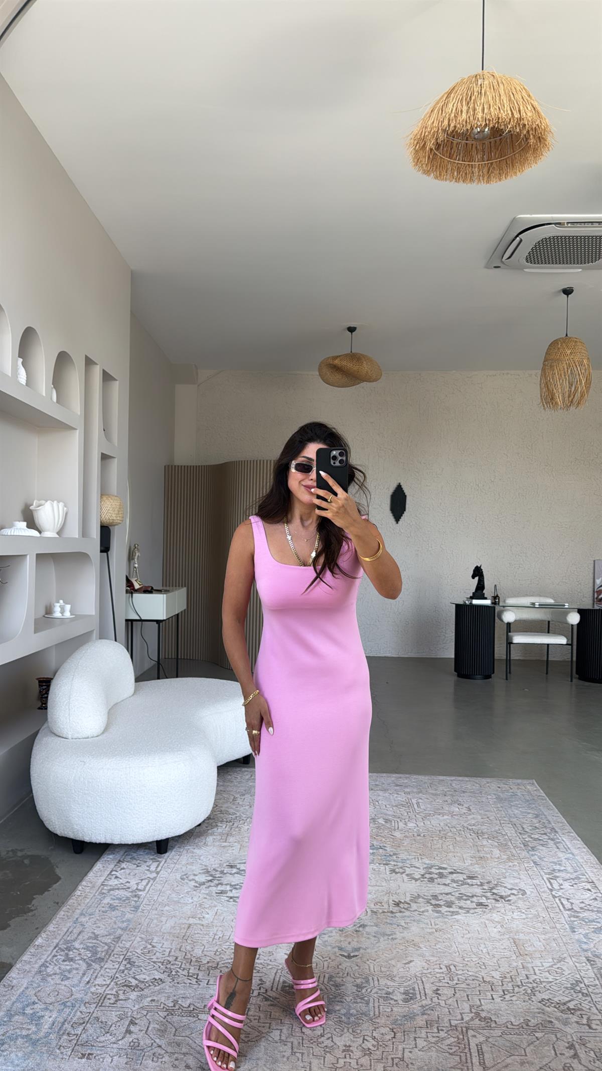 Pembe Modal Kare Yaka Elbise