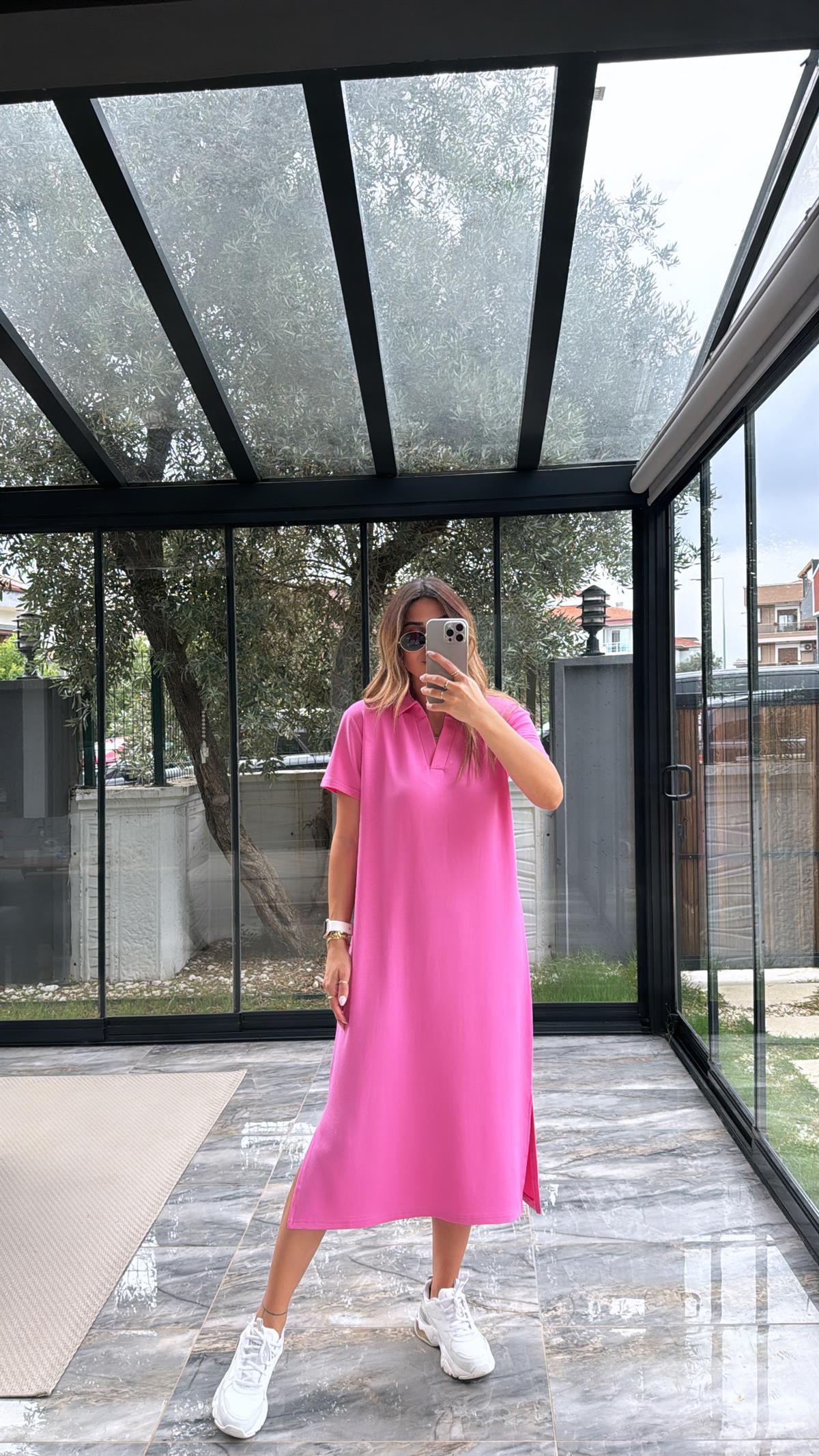 Pembe Polo Yakalı Elbise