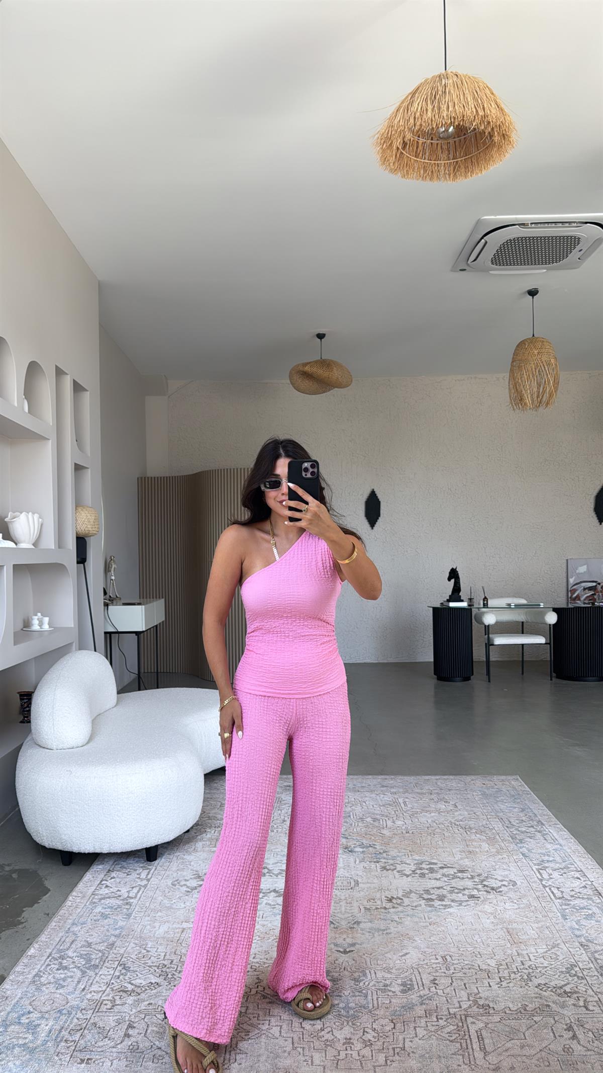 Pembe Tek Omuz Gofre Takım