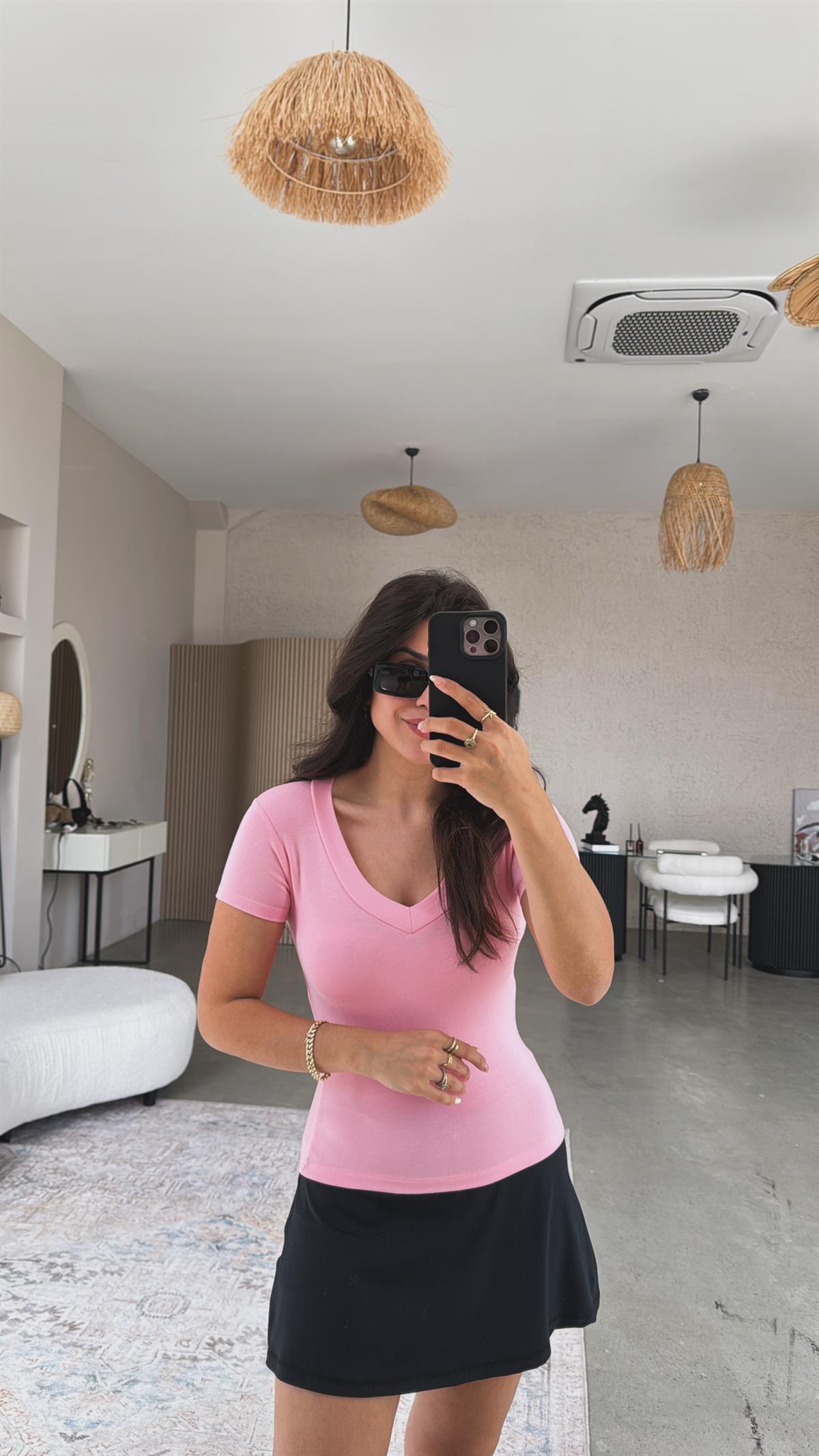 Pembe V Yaka Oys Basic