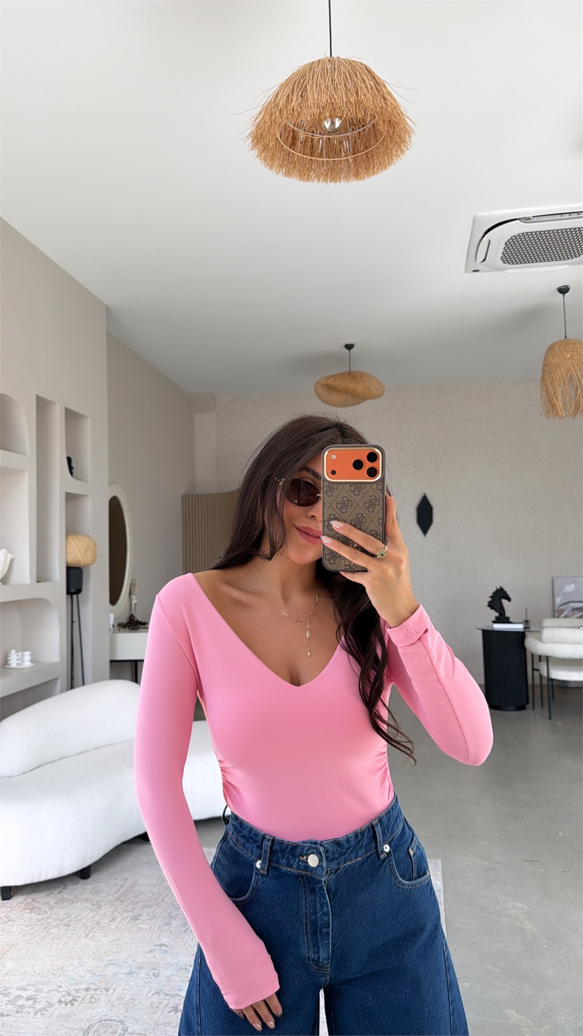 Pembe V Yaka Polyamid Bodysuit