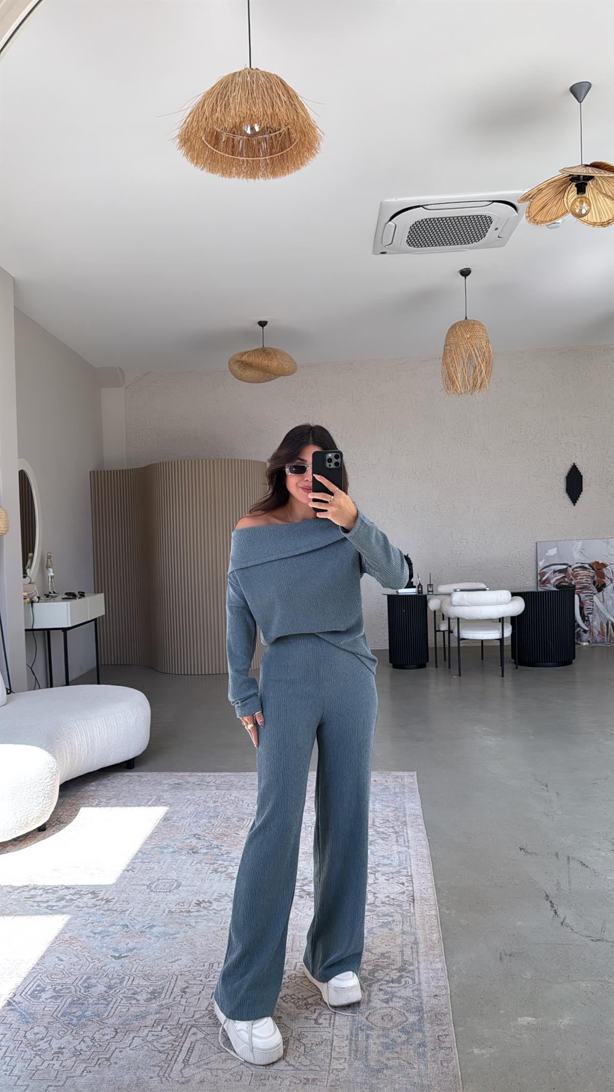 Petrol Mavi Madonna Bürümcük Takım