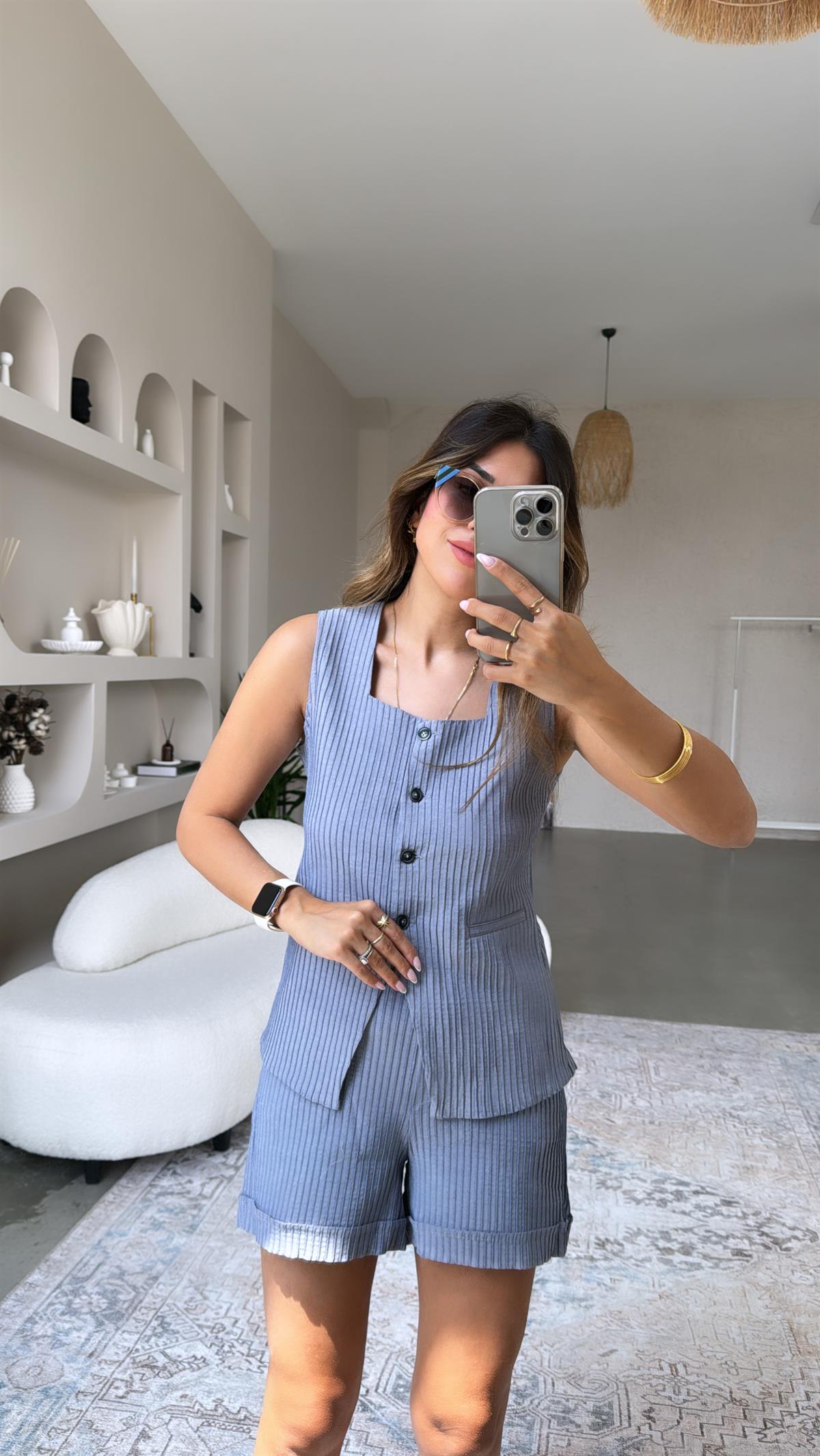 Pliseli Yelek Şort Takım