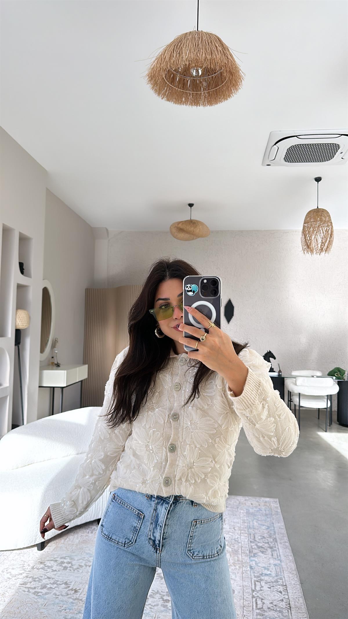 Premium Tül Payet İşlemeli Hırka