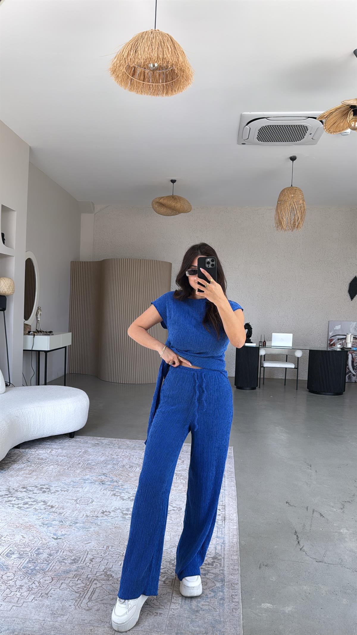 Saks Mavi Bağlamalı Bürümcük Takım 