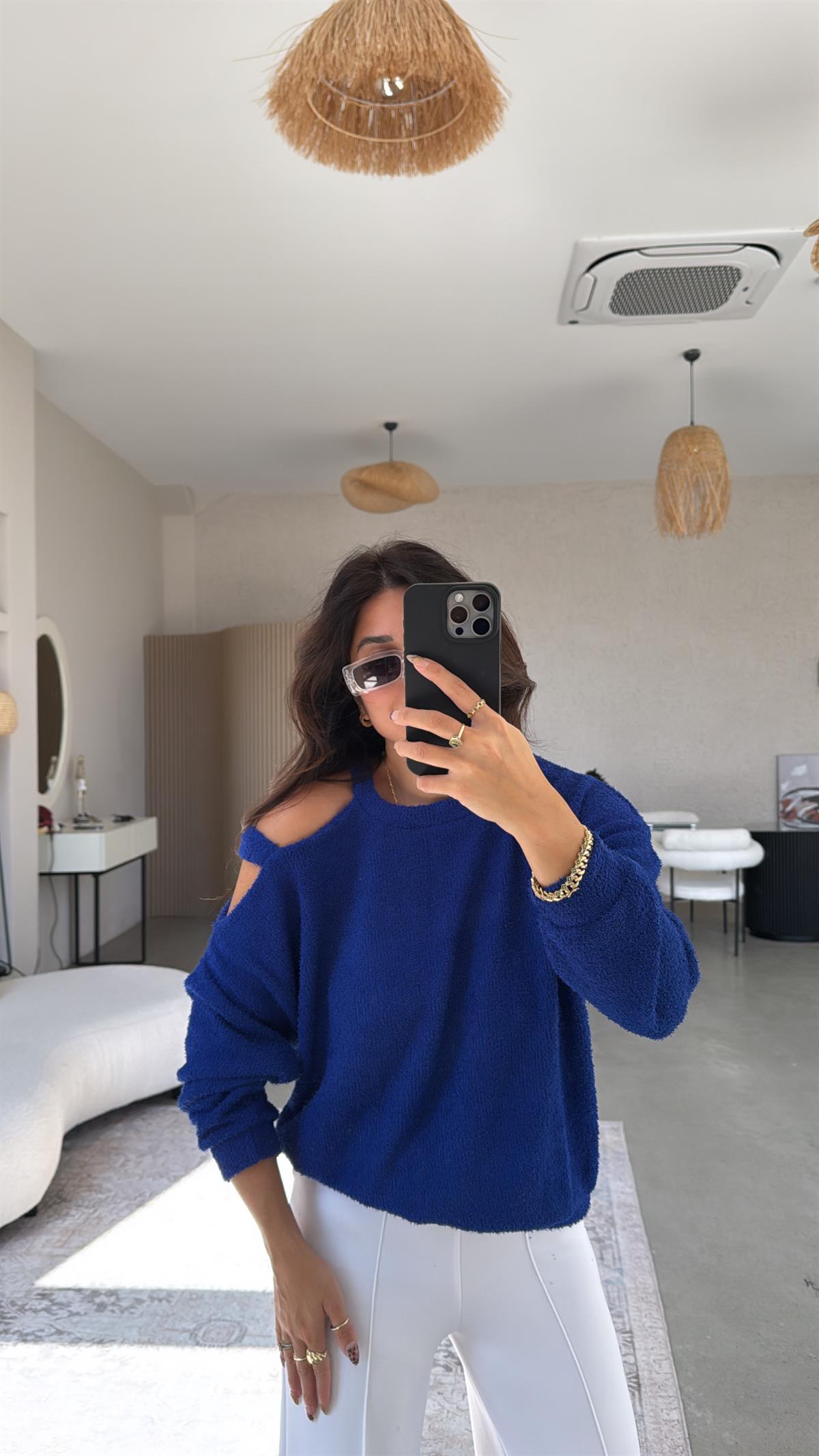 Saks Mavi Dokulu Omuz Detaylı Triko