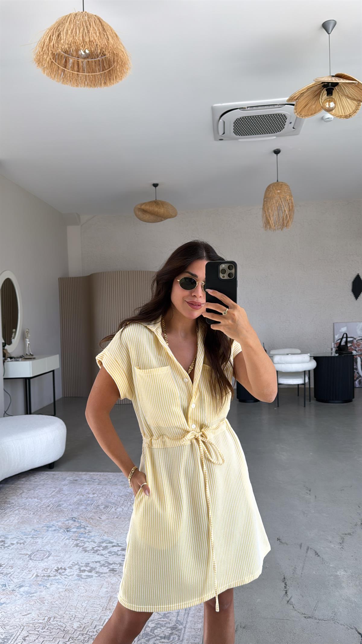 Sarı Çizgili Beli Kuşaklı Rahat Elbise