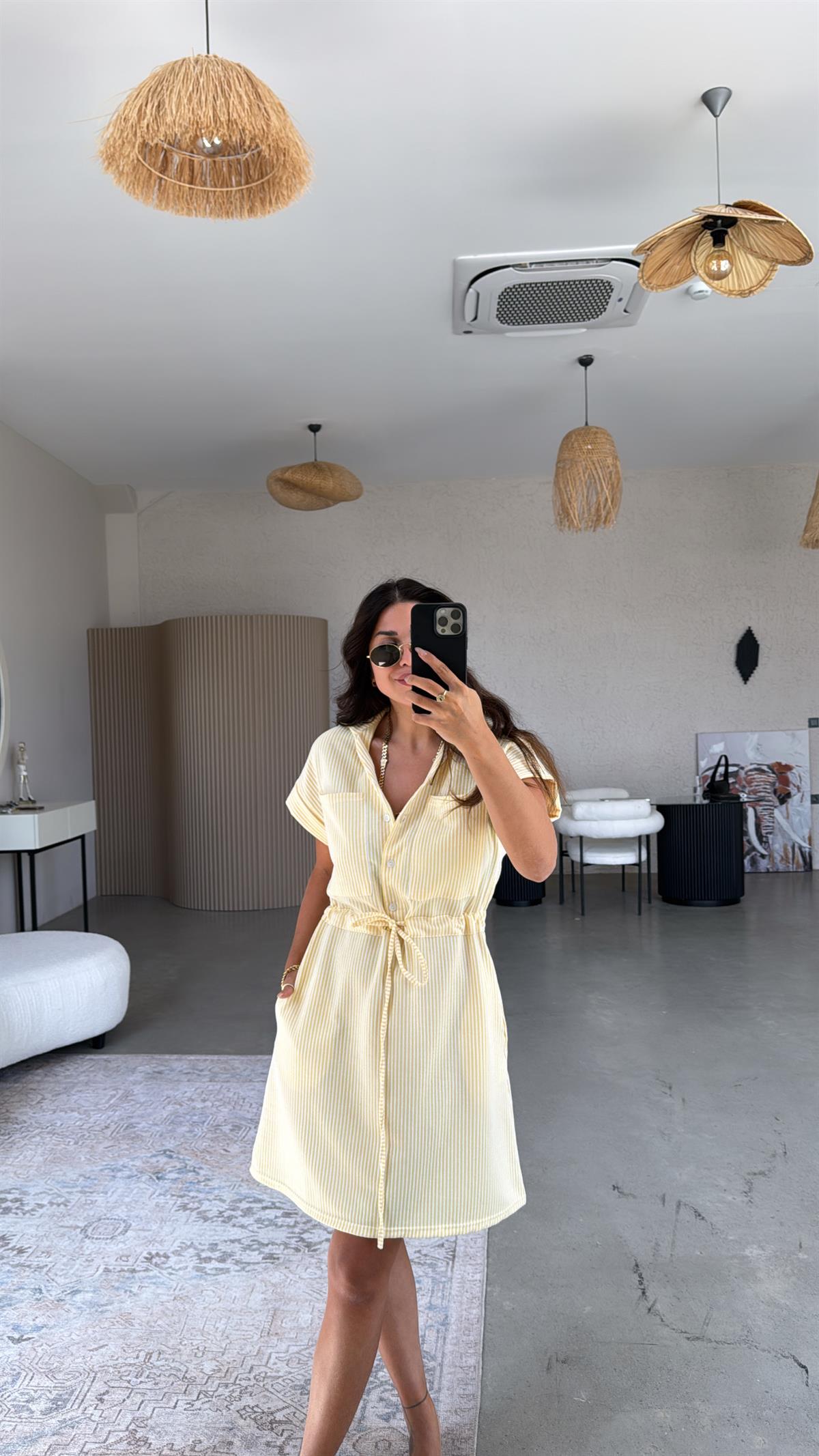 Sarı Çizgili Beli Kuşaklı Rahat Elbise