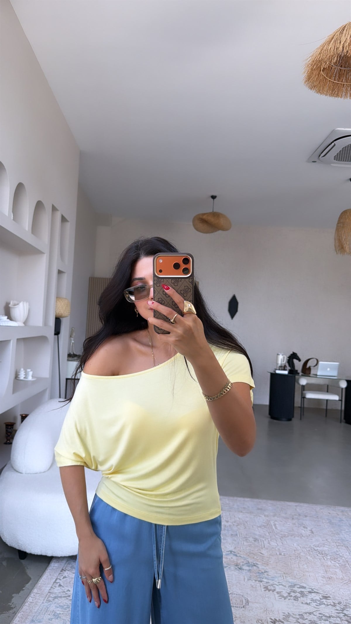 Sarı İnce Omzu Açık Tshirt