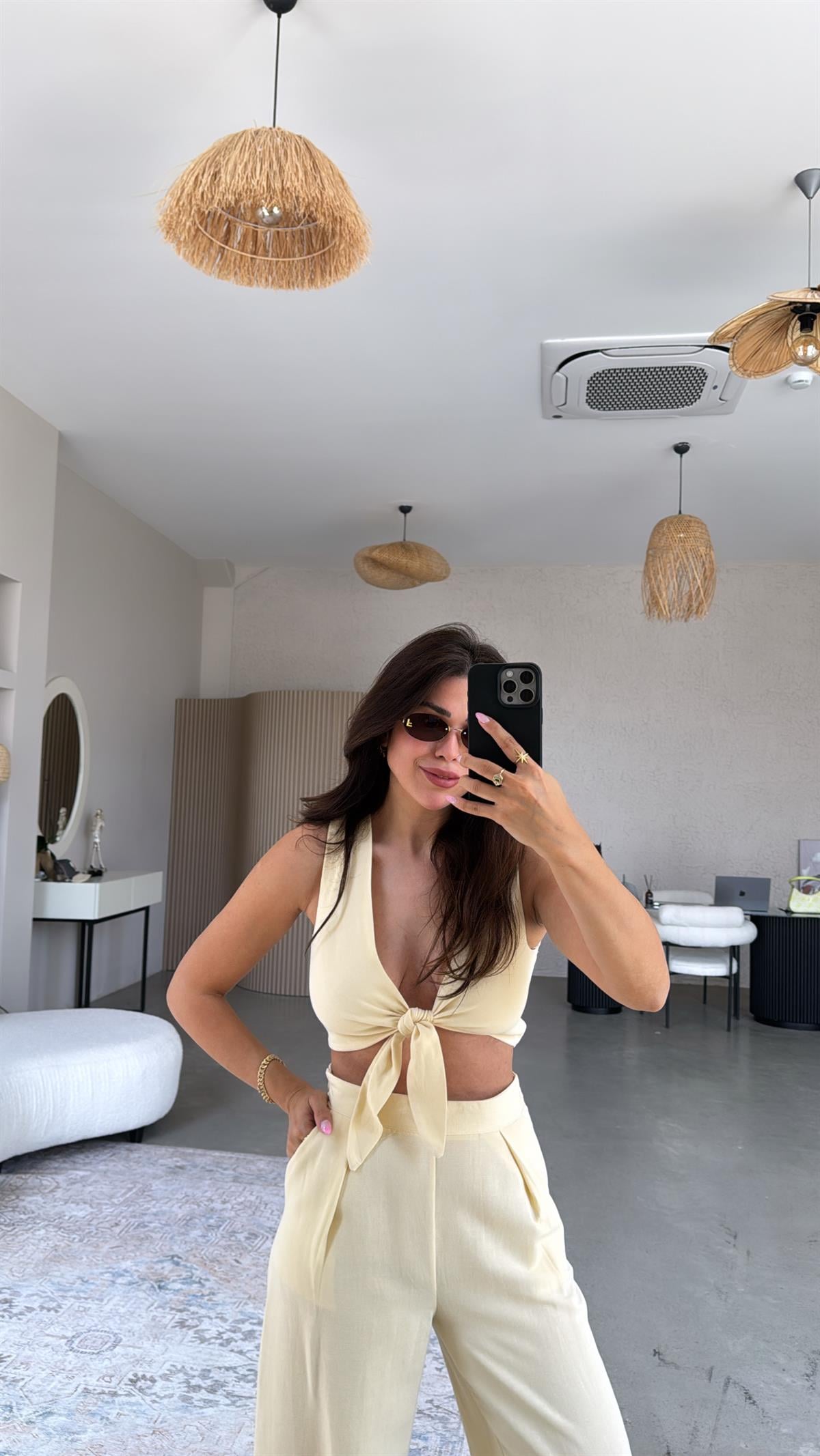 Sarı Keten Bağlamalı Bluzlu Takım