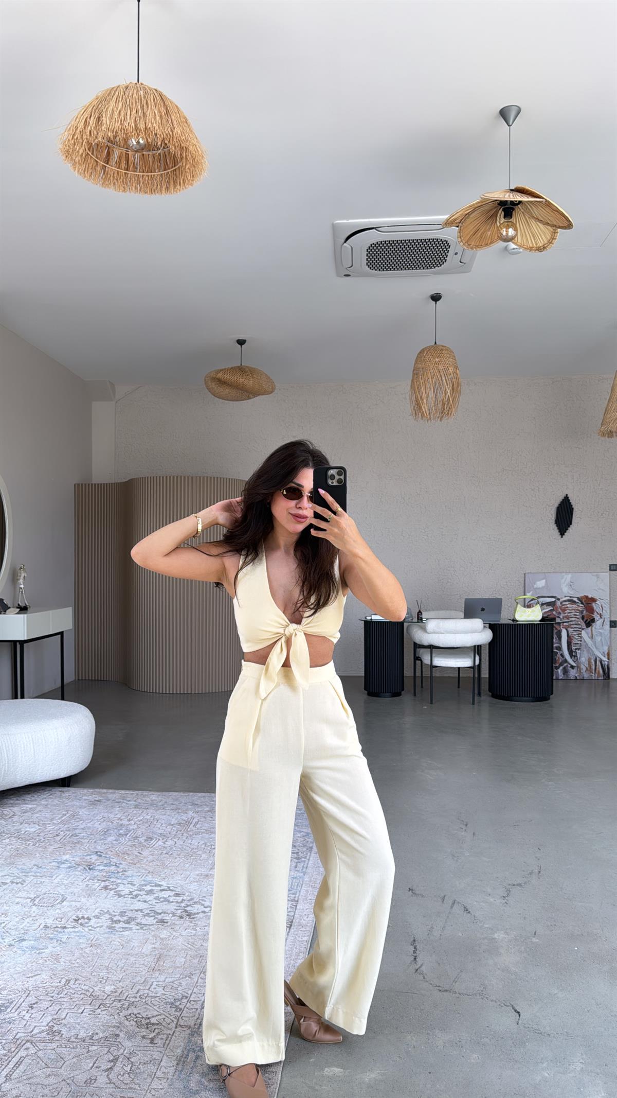 Sarı Keten Bağlamalı Bluzlu Takım