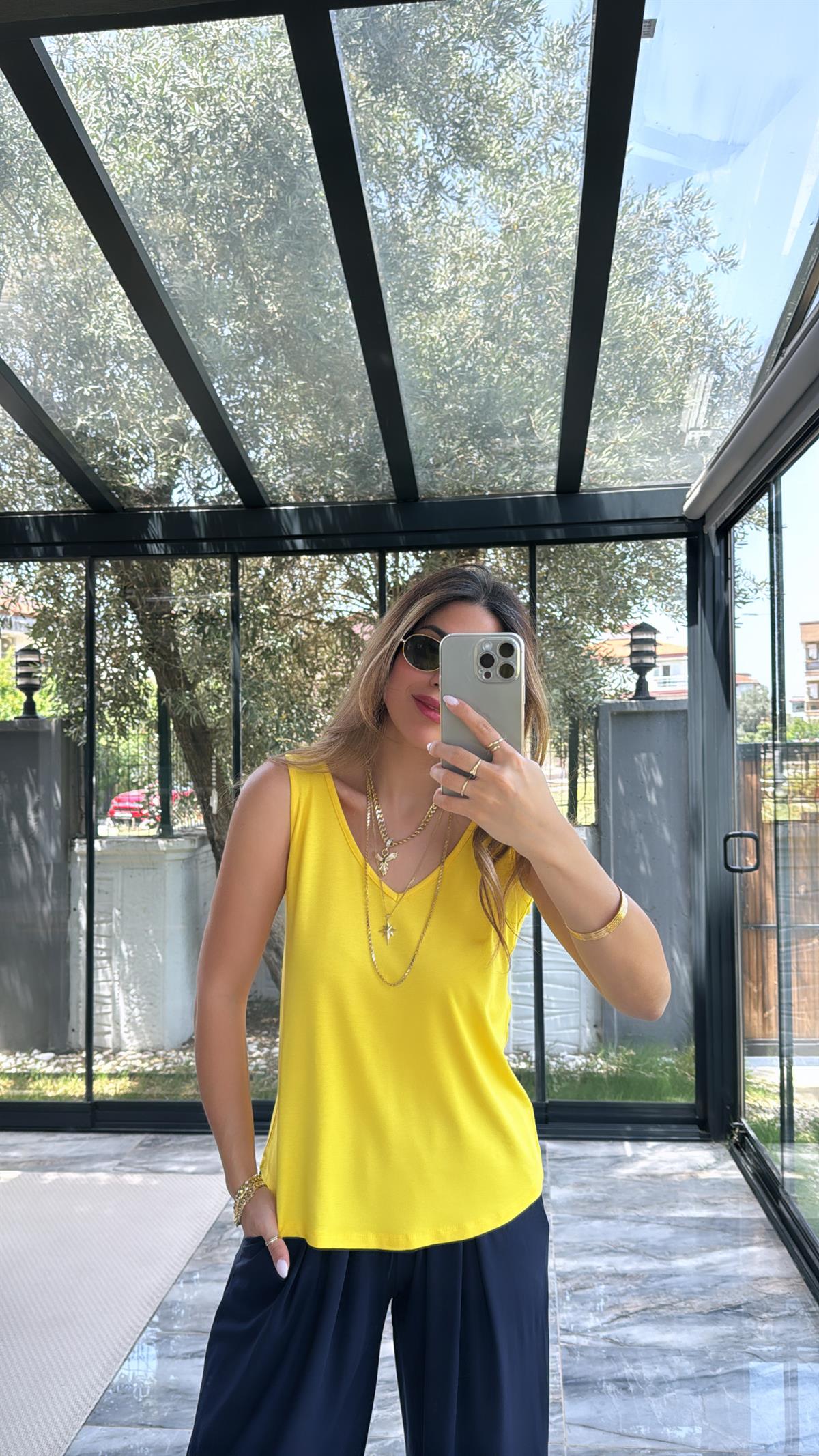 Sarı Ön Arka V Yaka Atlet