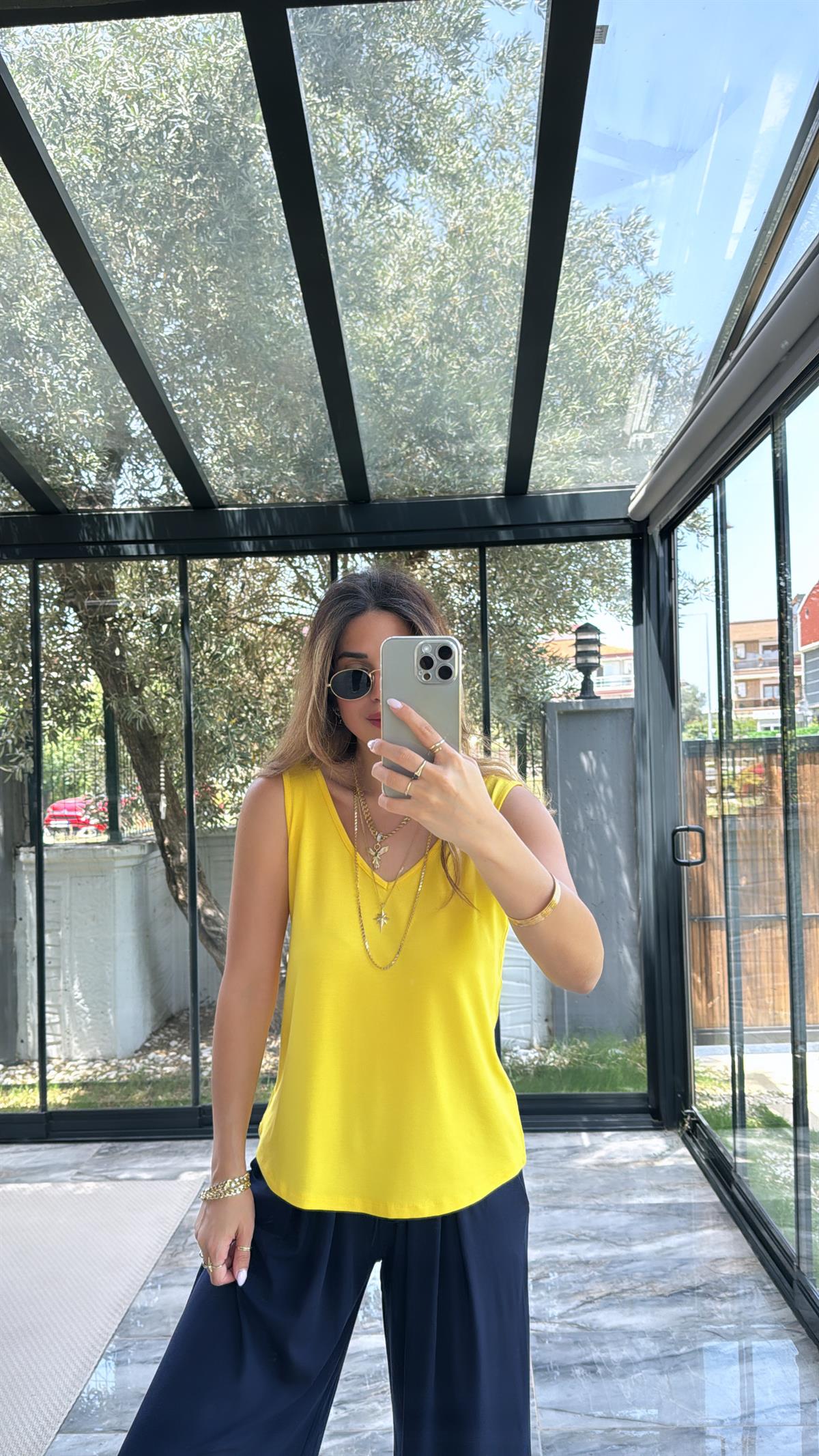 Sarı Ön Arka V Yaka Atlet