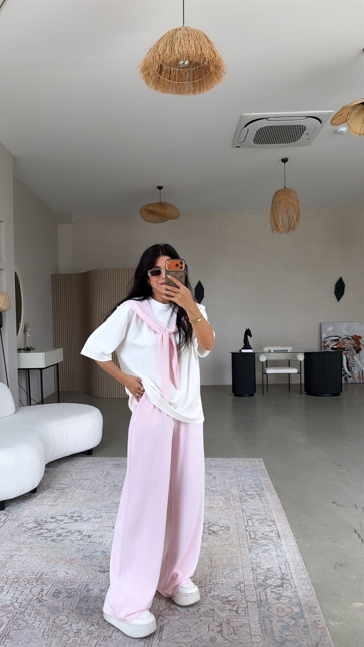 Şeker Pembe Fular Detaylı Modal Eşofman Takımı
