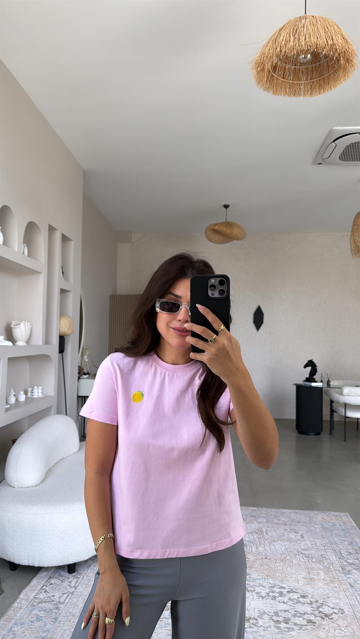 Şeker Pembe Limon Nakışlı Tshirt