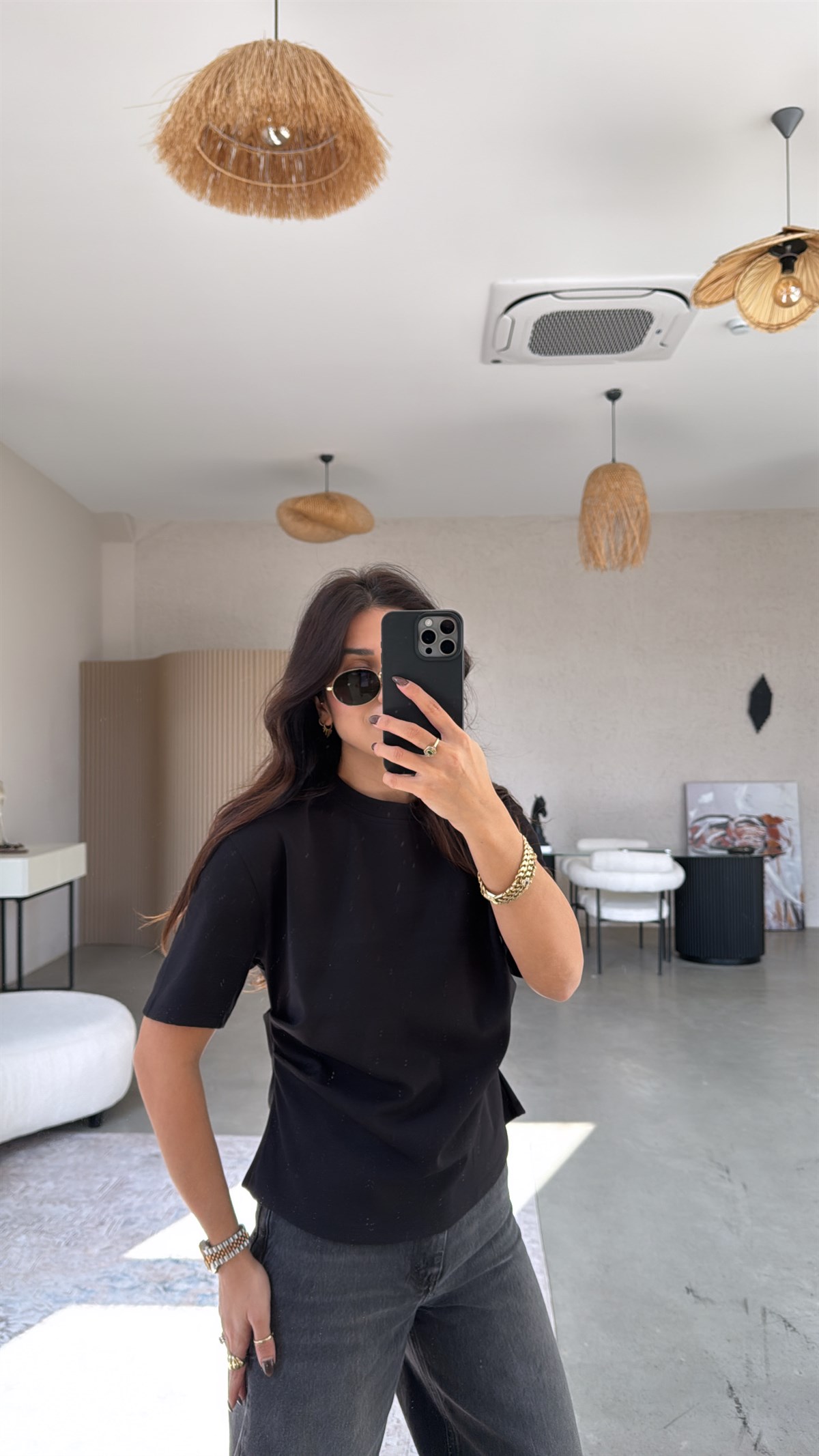 Siyah Arkası Yırtmaç Detaylı Tok Doku Pamuk Basic