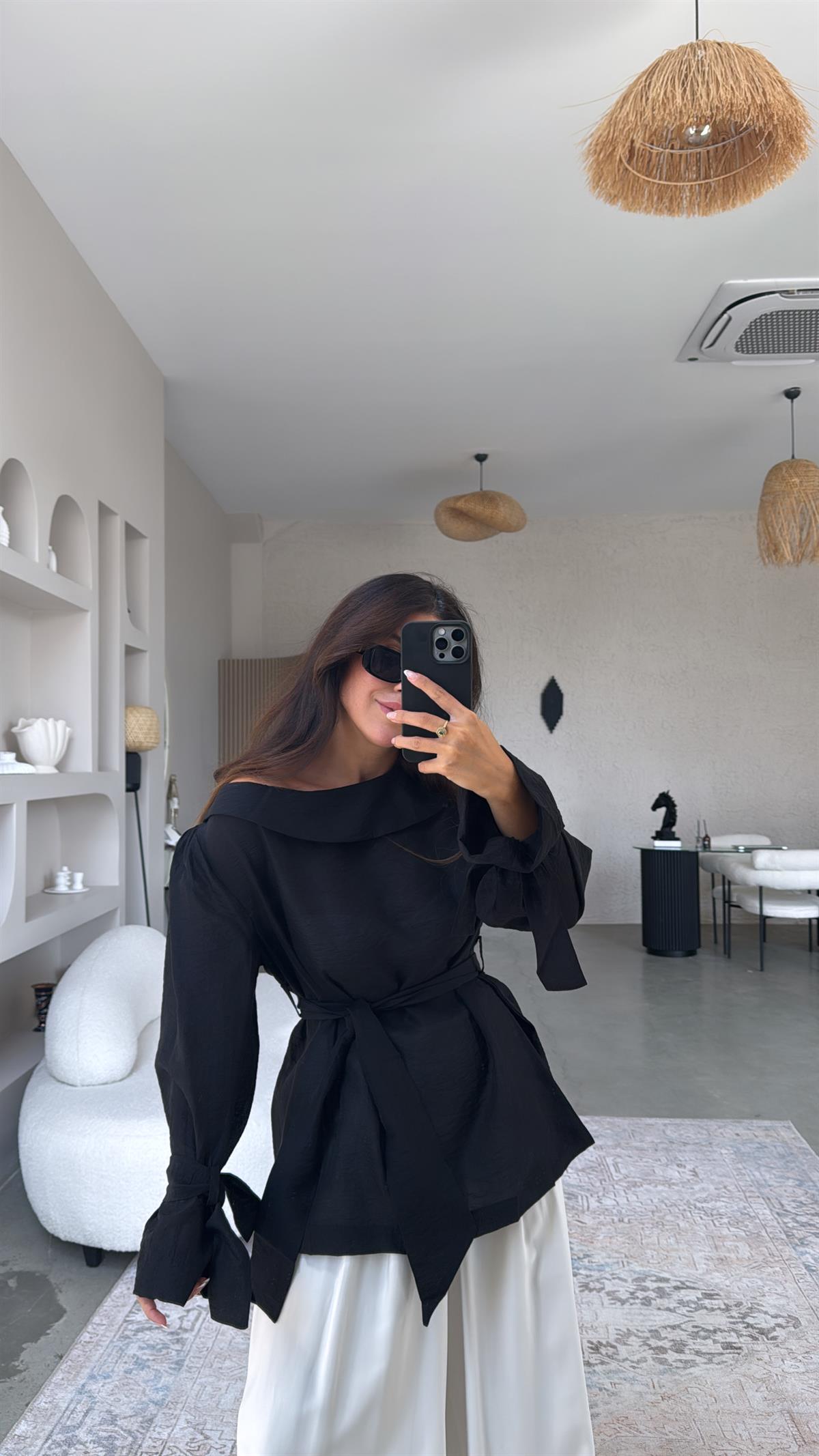 Siyah Bağlama Detay Premium Bluz