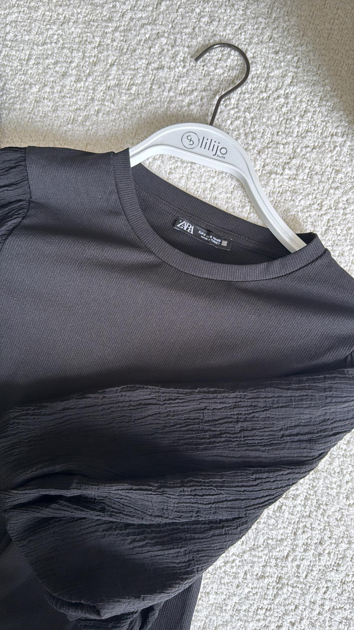 Siyah Balon Kol ZR Bluz