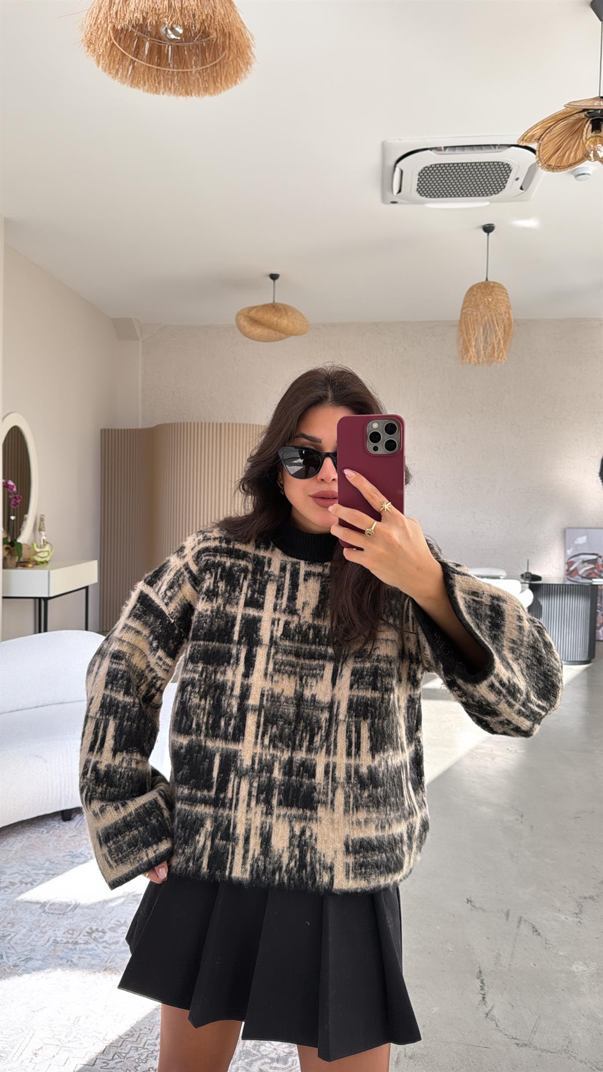 Siyah Bej Desenli ZR Model Yumoş Kazak