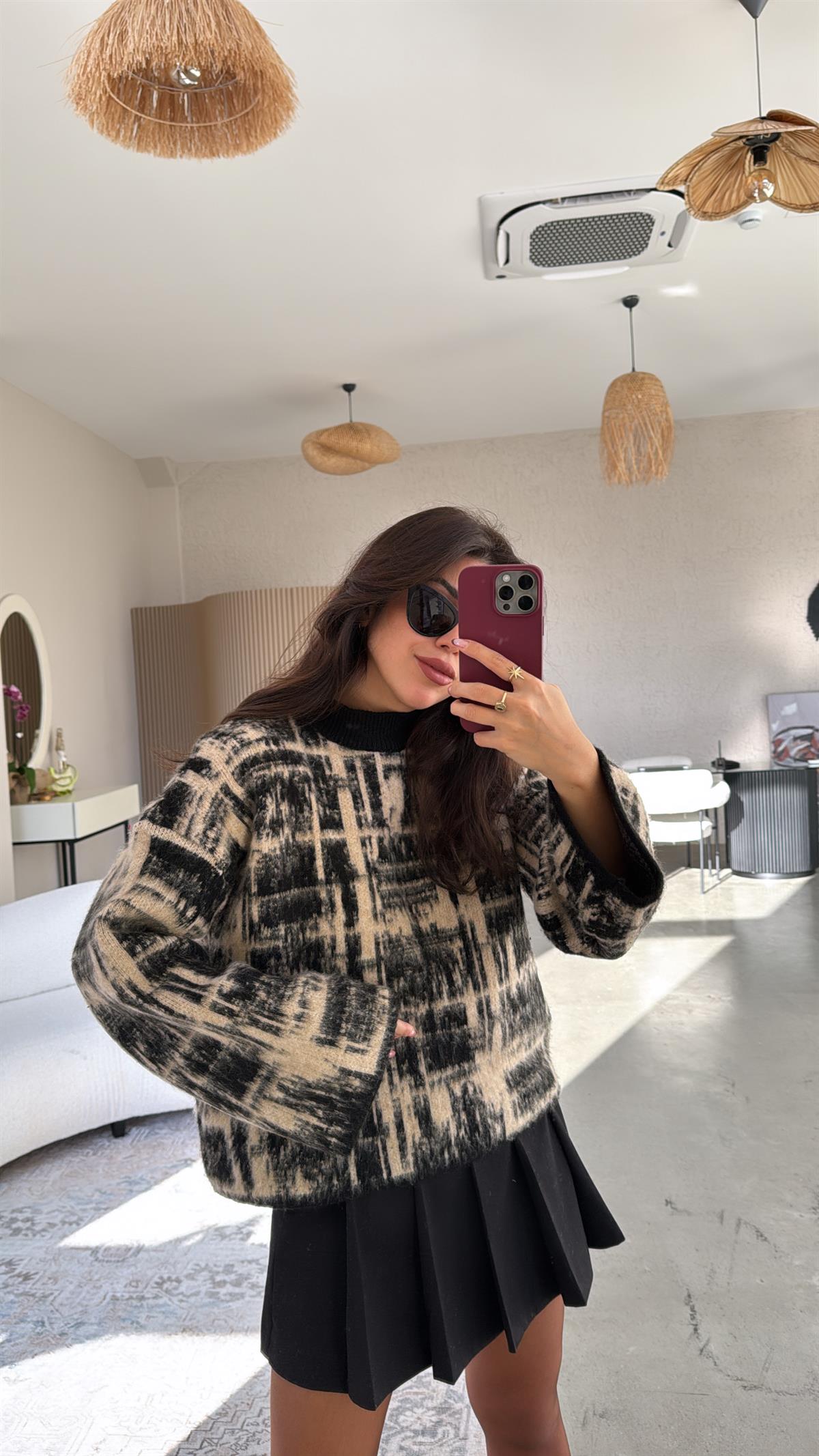 Siyah Bej Desenli ZR Model Yumoş Kazak