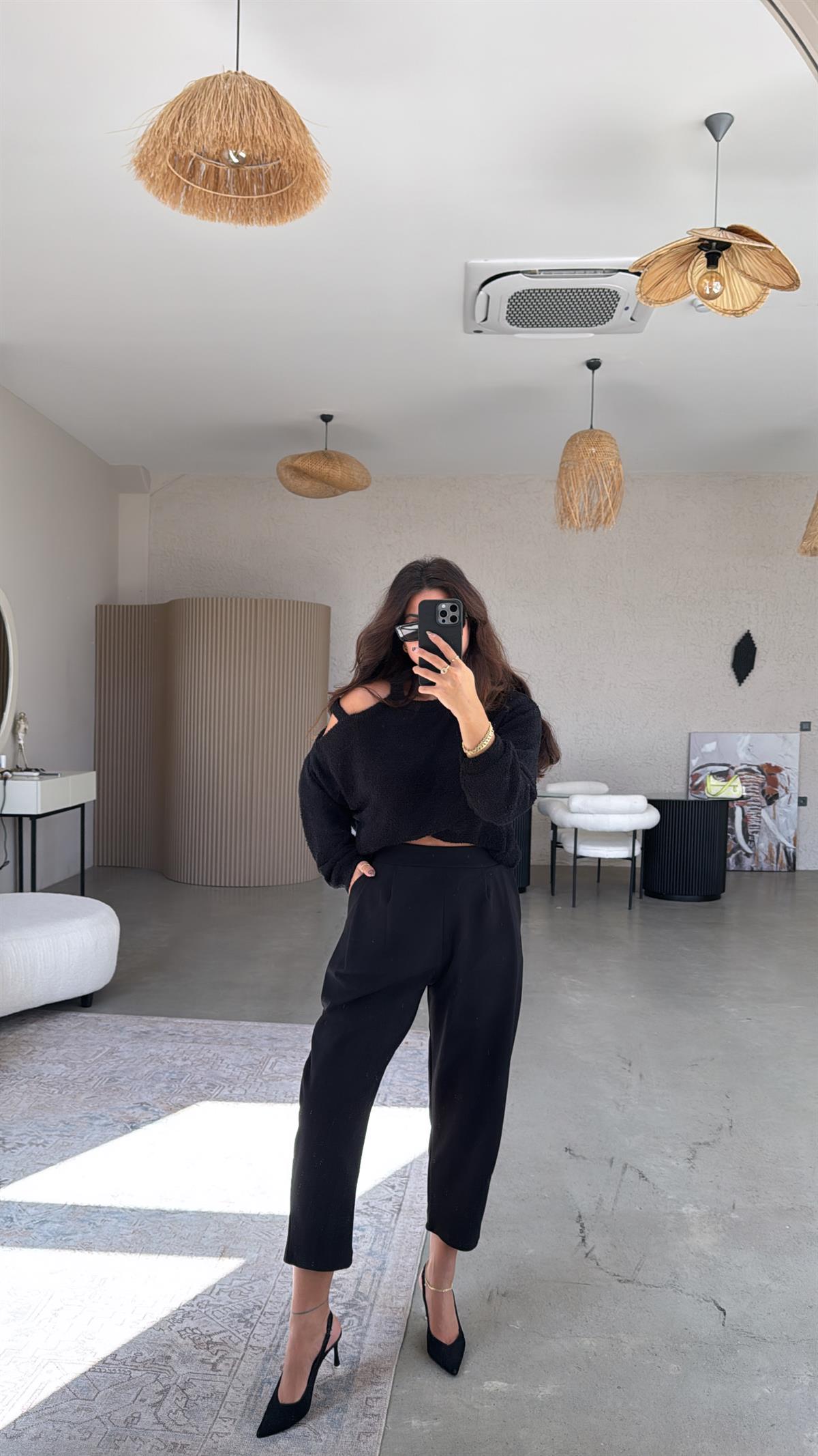 Siyah Bel Arka Lastik Krep Kumaş Pantolon