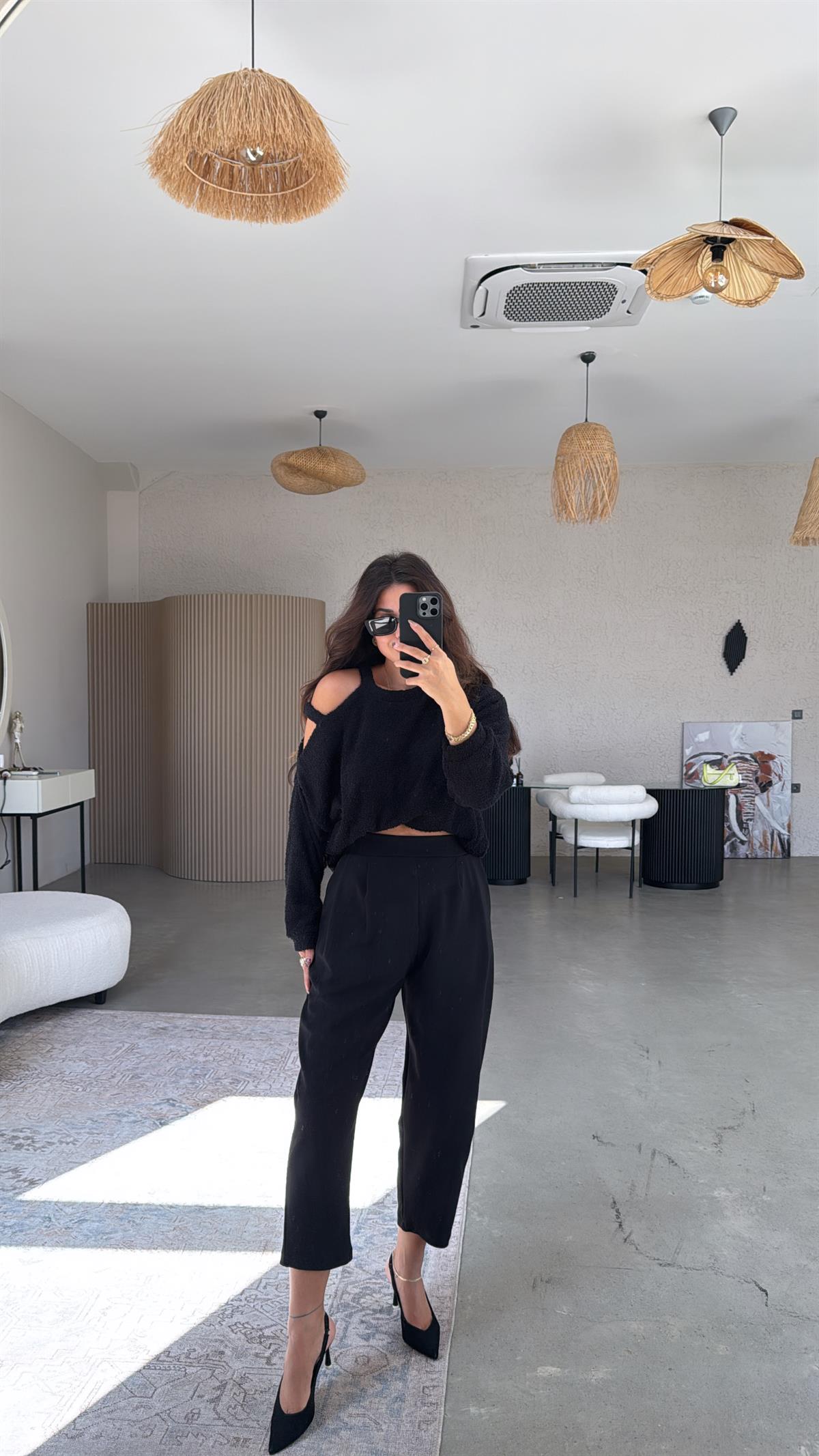 Siyah Bel Arka Lastik Krep Kumaş Pantolon