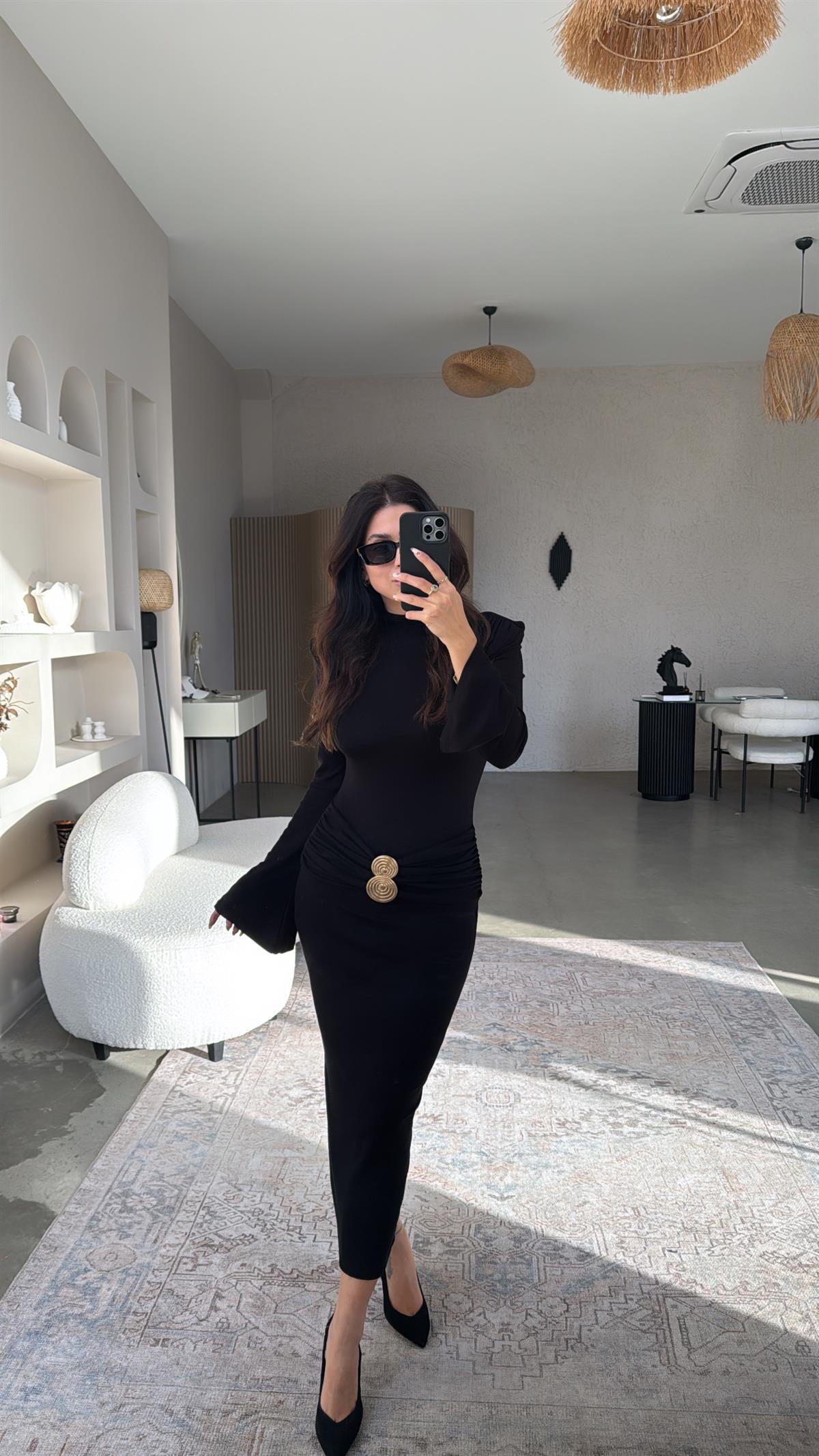 Siyah Beli Detaylı İnce Triko Elbise