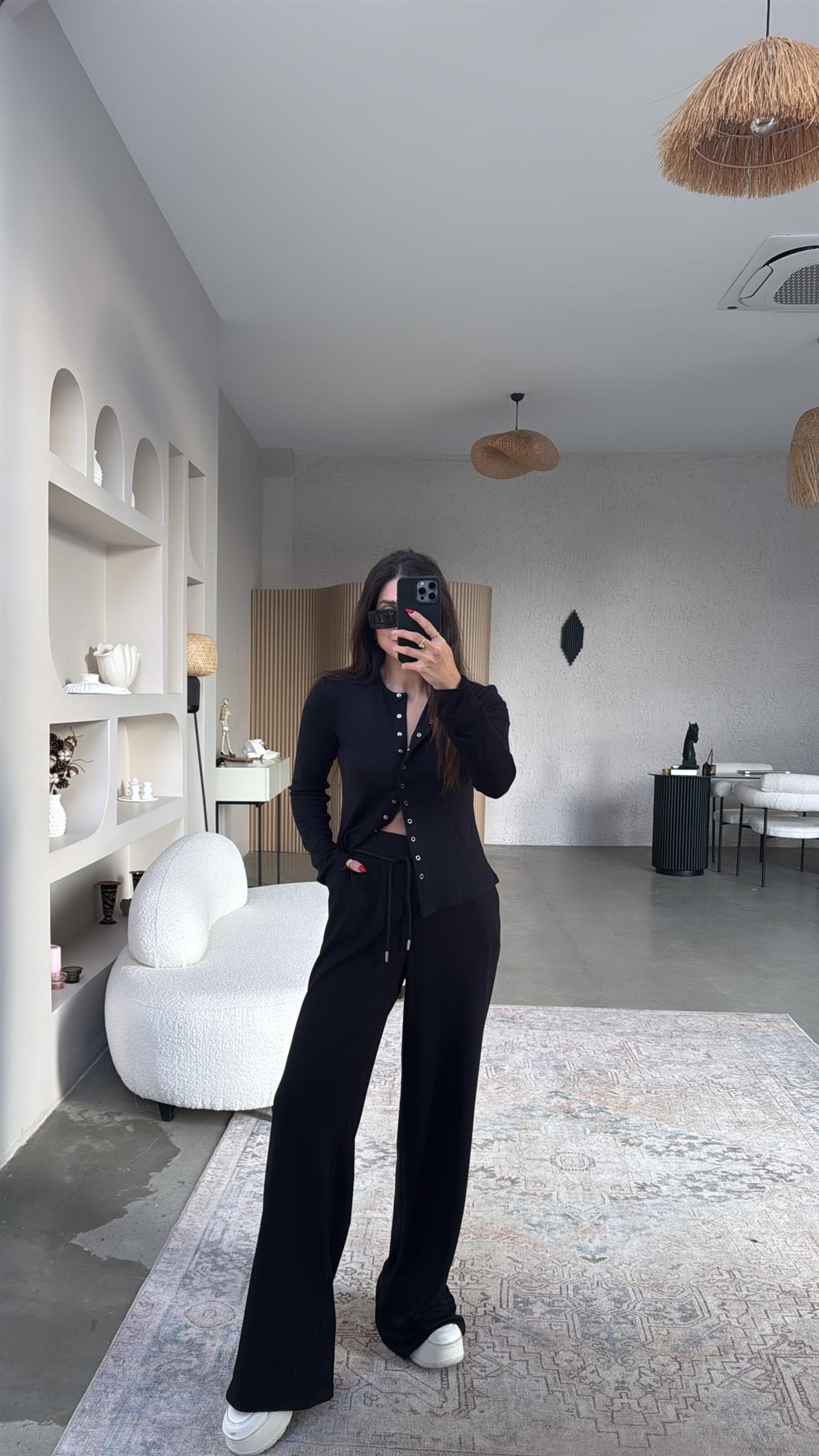 Siyah Beli İpli Modal Kumaş Rahat Pantolon