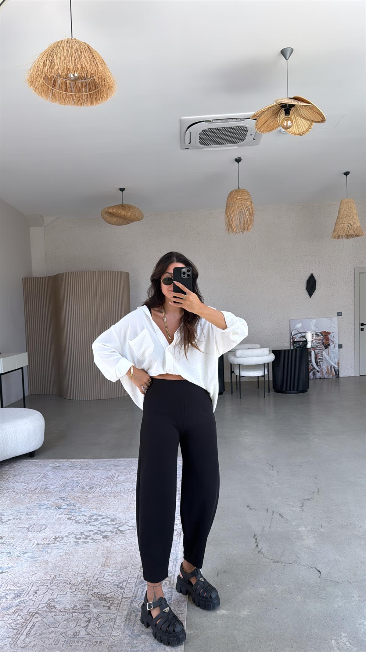 Siyah Beli Lastikli Balon Kumaş Pantolon