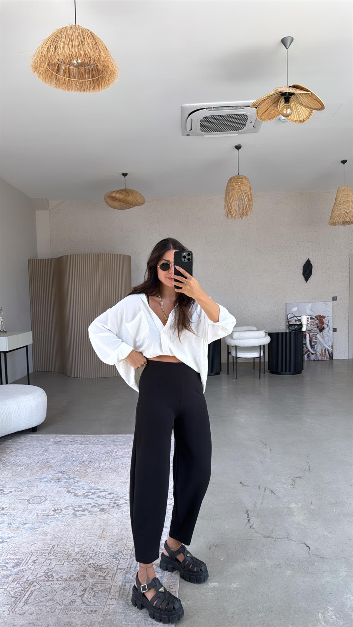 Siyah Beli Lastikli Balon Kumaş Pantolon