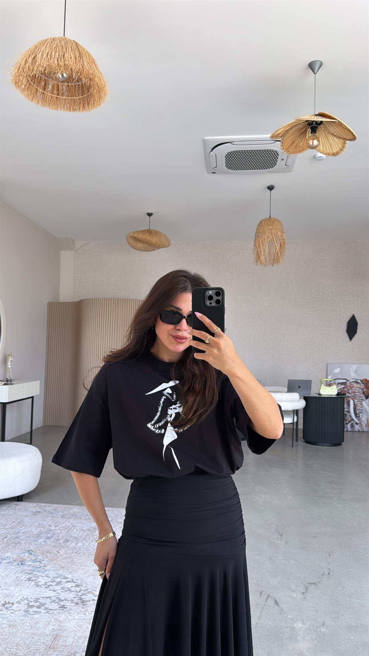 Siyah Beli Lastikli Boncuklu Pamuk Tshirt