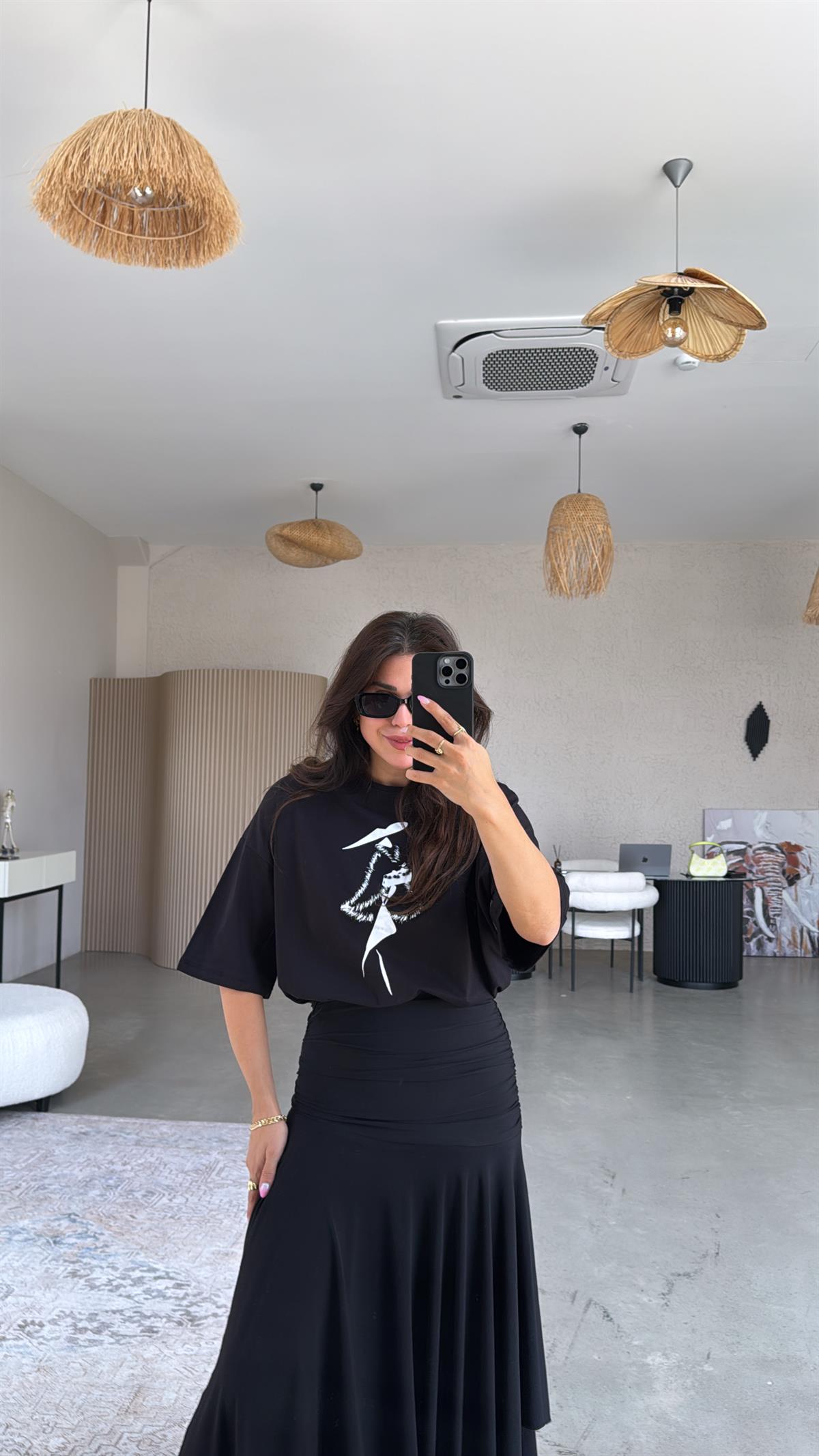 Siyah Beli Lastikli Boncuklu Pamuk Tshirt